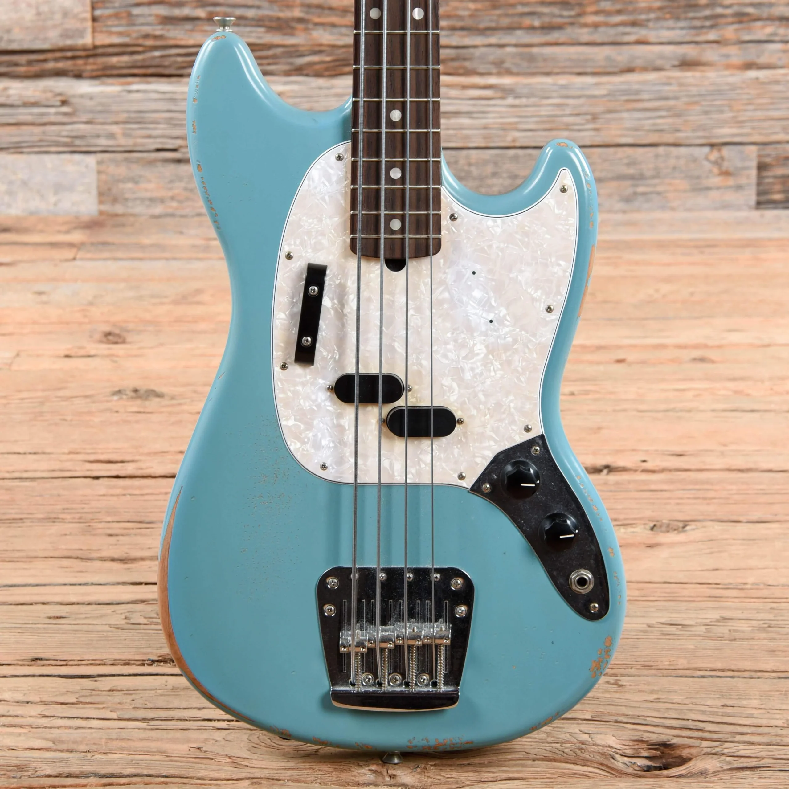 Fender Justin Meldal-Johnsen Road Worn Signature Mustang Bass Daphne Blue 2018