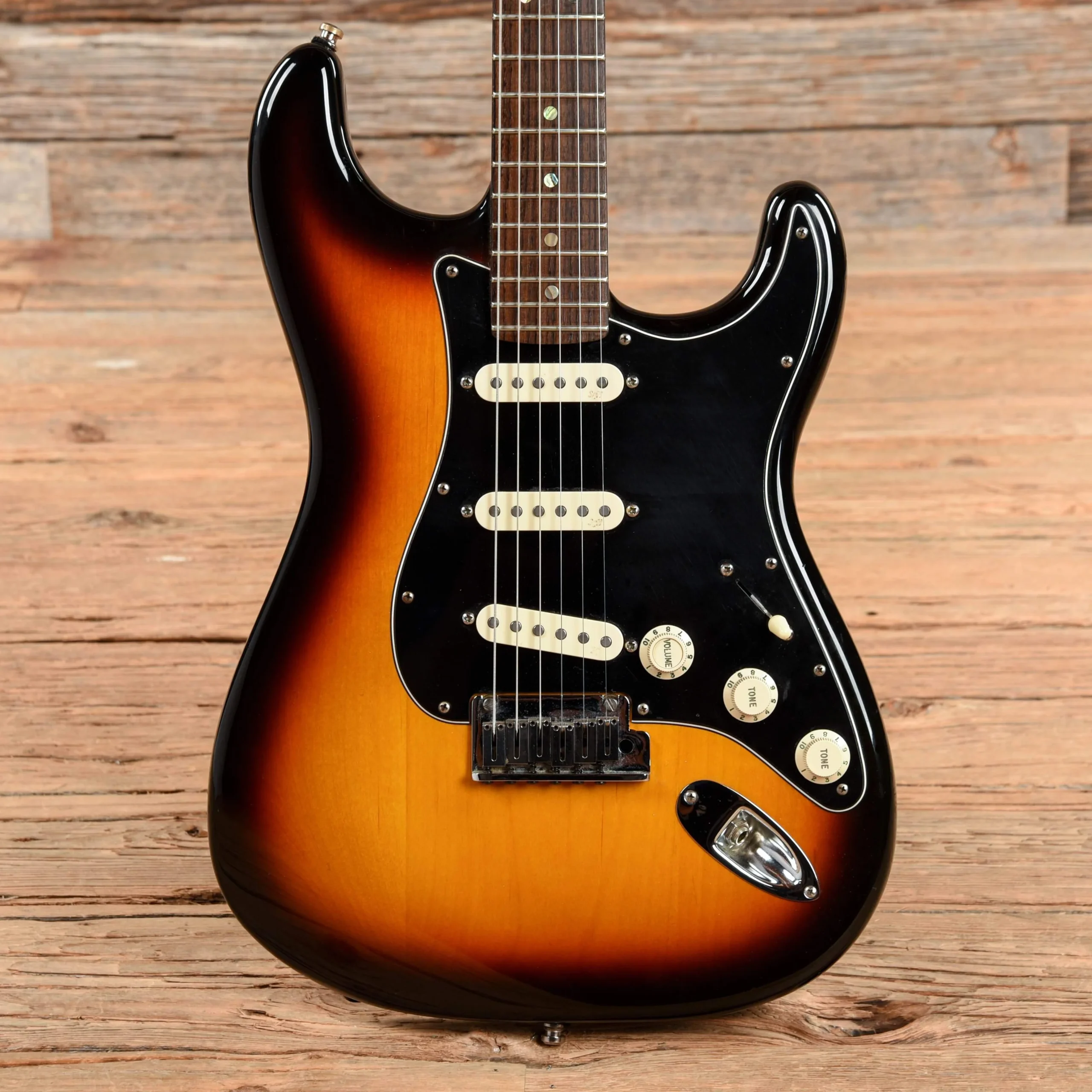 Fender American Deluxe Stratocaster Sunburst 2006