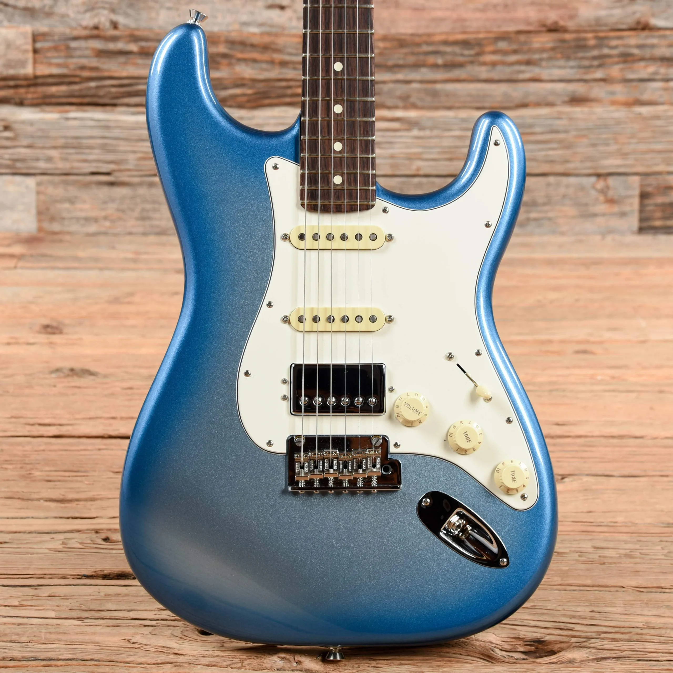 Fender American Showcase Stratocaster HSS Sky Burst Metallic 2020