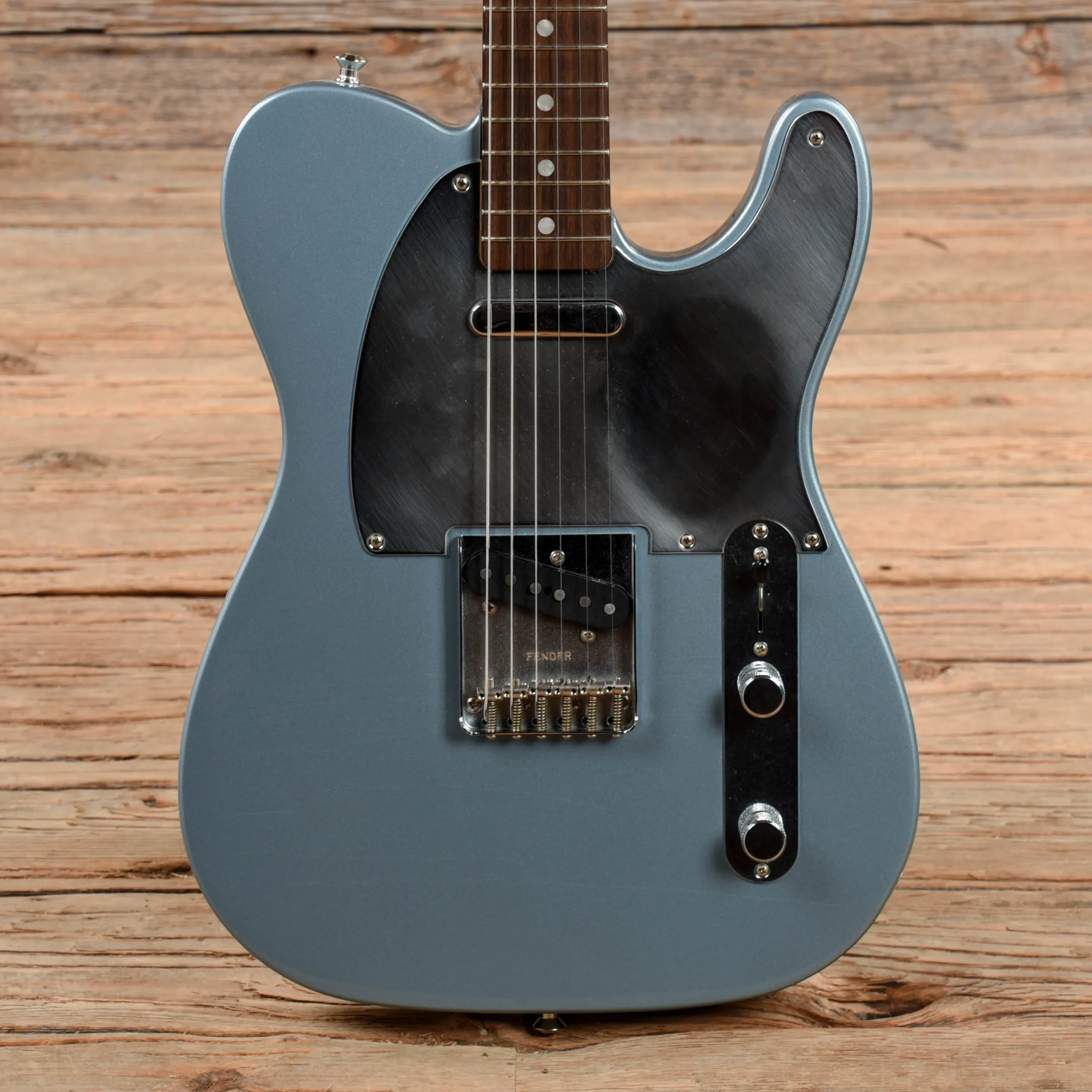 Fender Artist Chrissie Hynde Signature Telecaster Ice Blue Metallic
