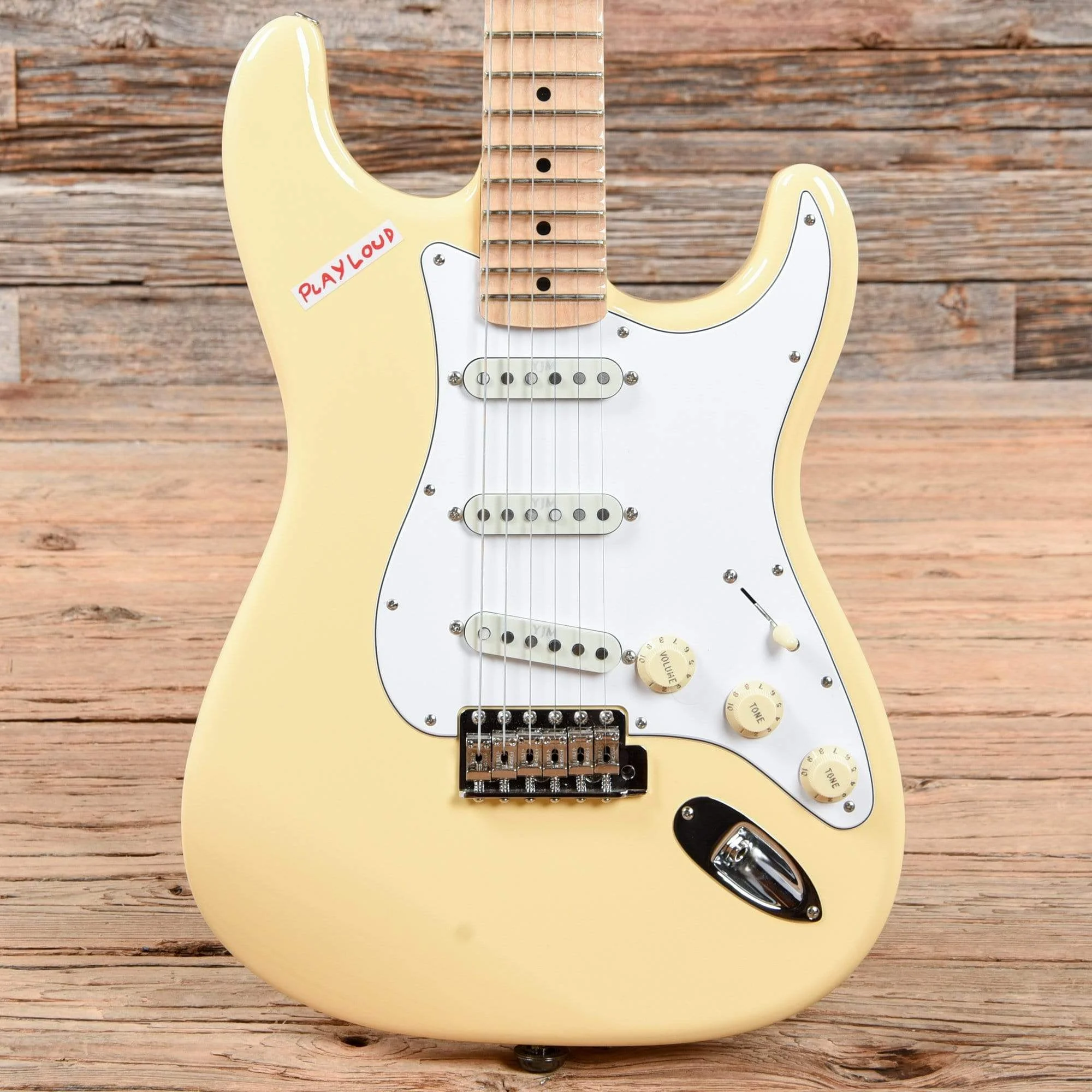 Fender Artist Series Yngwie Malmsteen Signature Stratocaster Vintage White 2017