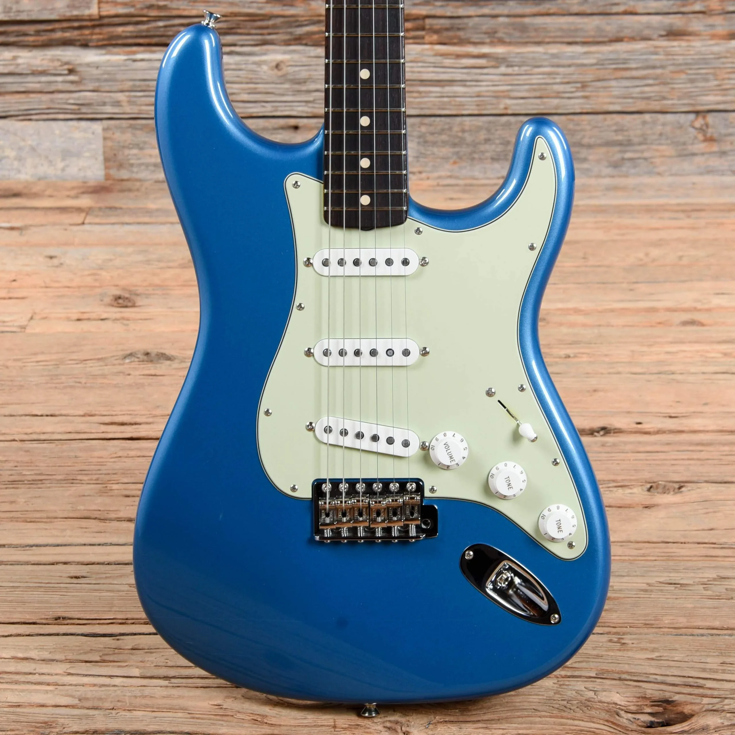 fender-electric-guitars-solid-body-fender-custom-shop-1960-stratocaster-nos-lake-placid-blue-2015-u3287358001-28149981347975.webp Fender Custom Shop 1960 Stratocaster NOS Lake Placid Blue 2015