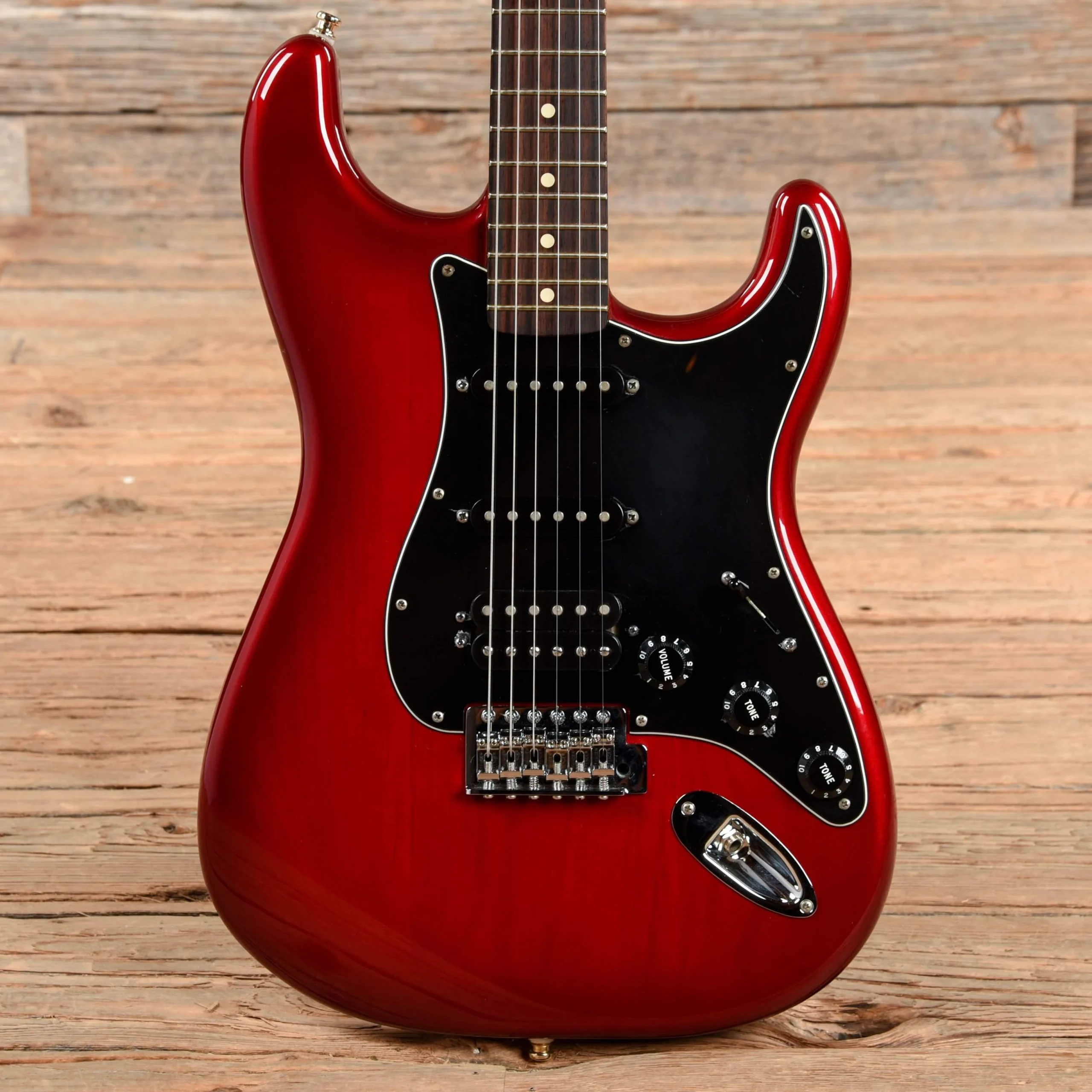 Fender FSR Standard Stratocaster HSS Candy Red Burst 2013