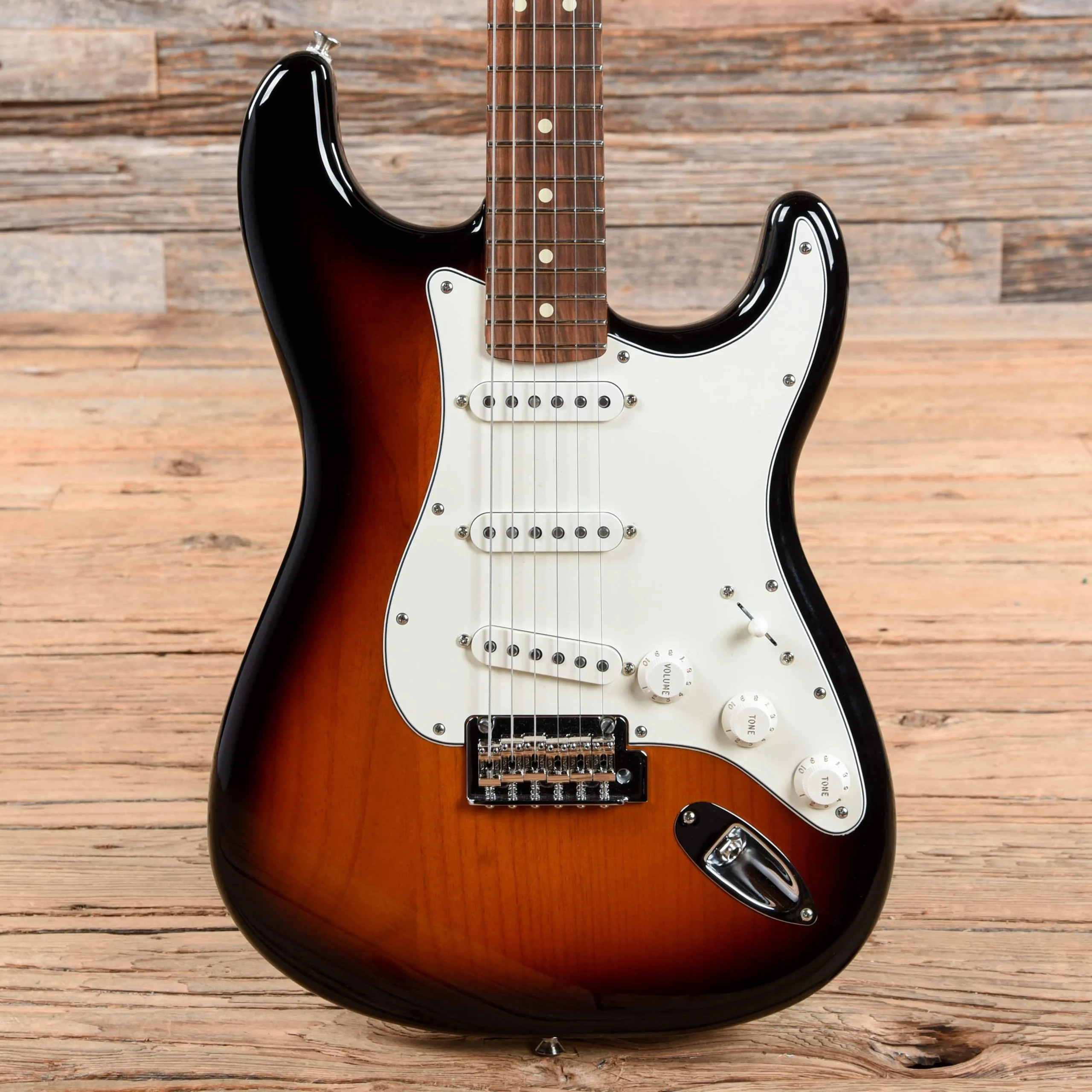 Fender Player Stratocaster 3-Color Sunburst
