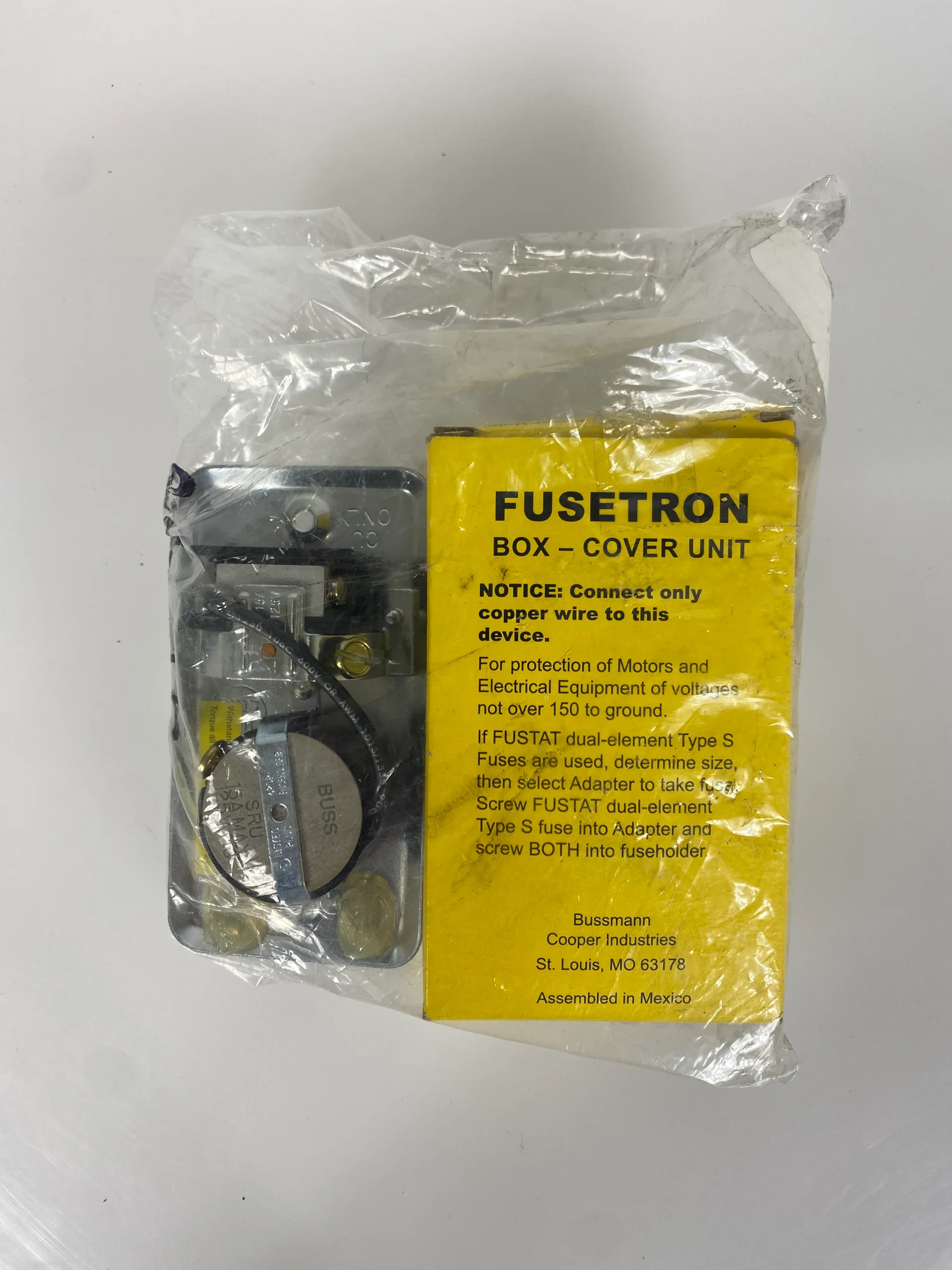 Fusetron Box Cover Unit 5R4 Fuse holder and Grounding Type Receptacle