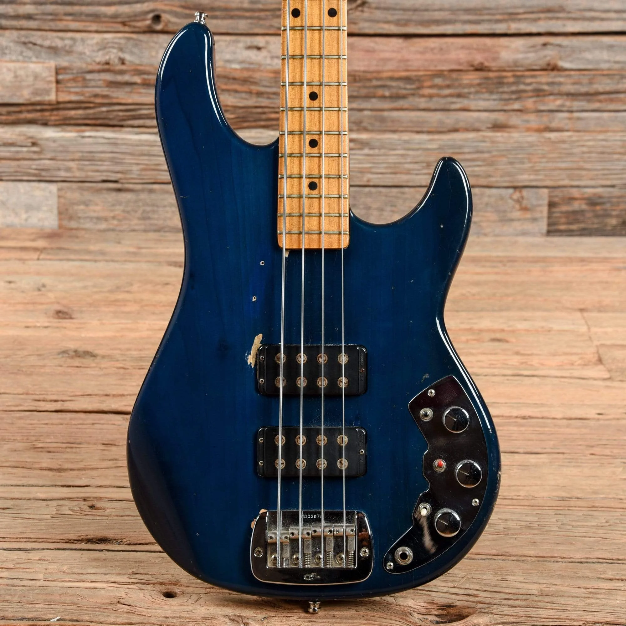 G&L L-2000E Black 1981