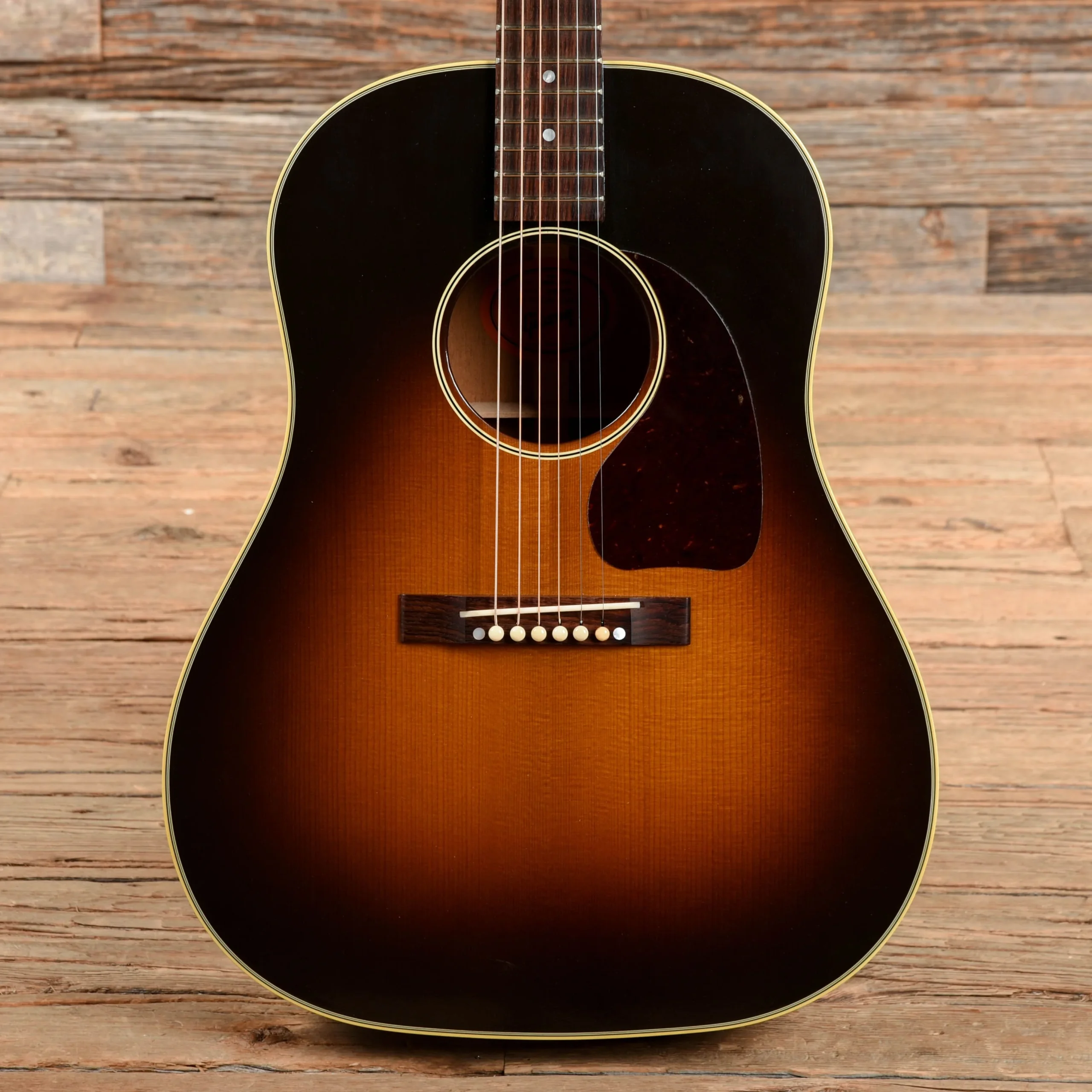 gibson-acoustic-guitars-dreadnought-gibson-montana-custom-shop-historic-1942-banner-j-45-vintage-sunburst-u3578952701-28853091074183.webp Gibson Montana Custom Shop Historic 1942 Banner J-45 Vintage Sunburst