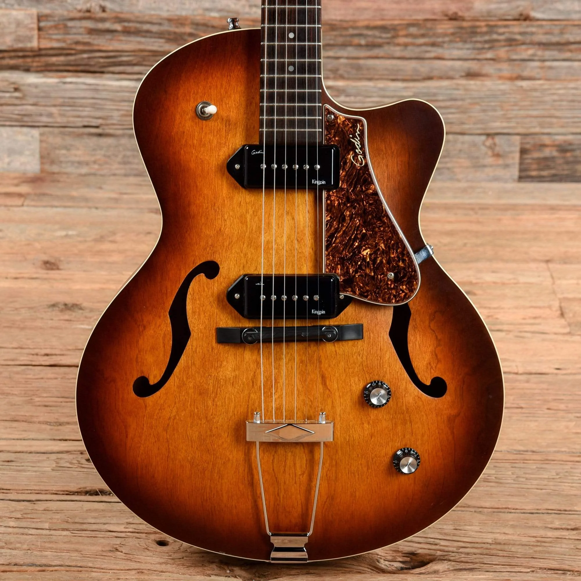 Godin 5th Avenue Kingpin II Cognac Burst 2015