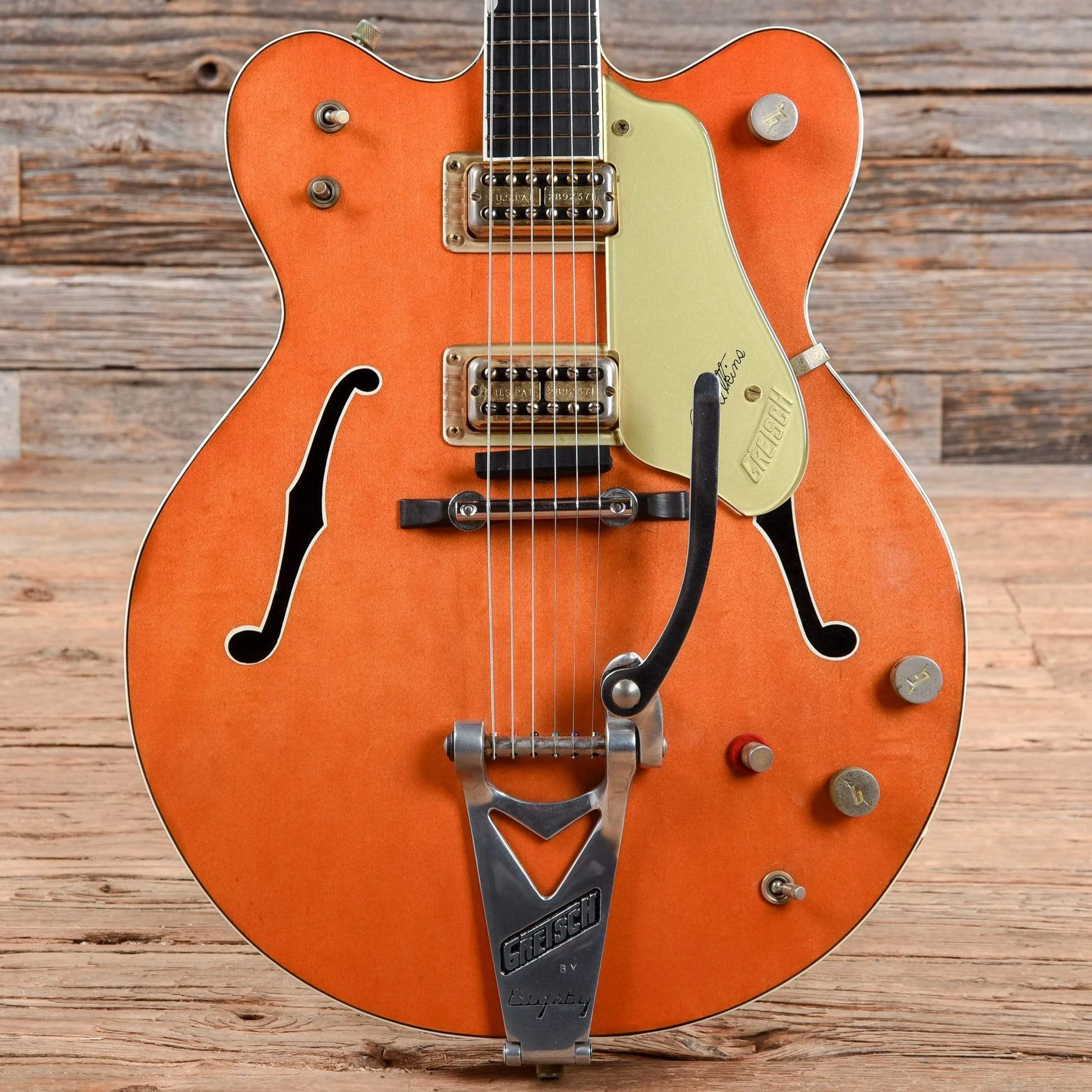 gretsch-electric-guitars-hollow-body-gretsch-6120-chet-atkins-hollowbody-orange-1964-g6120o64-66261-17215994298503.webp Gretsch 6120 Chet Atkins Hollowbody Orange 1964