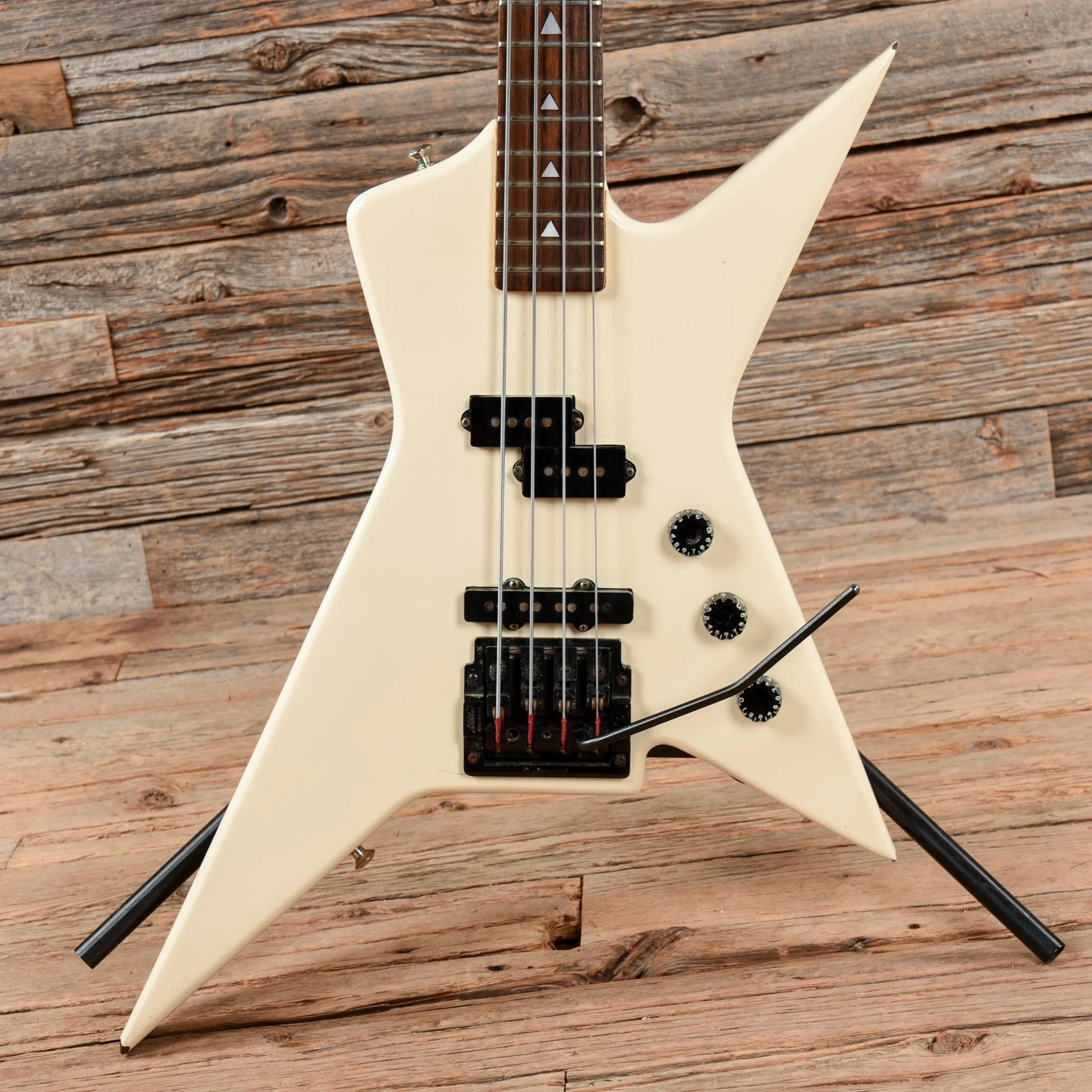 Guild SB 608 Bass White 1985
