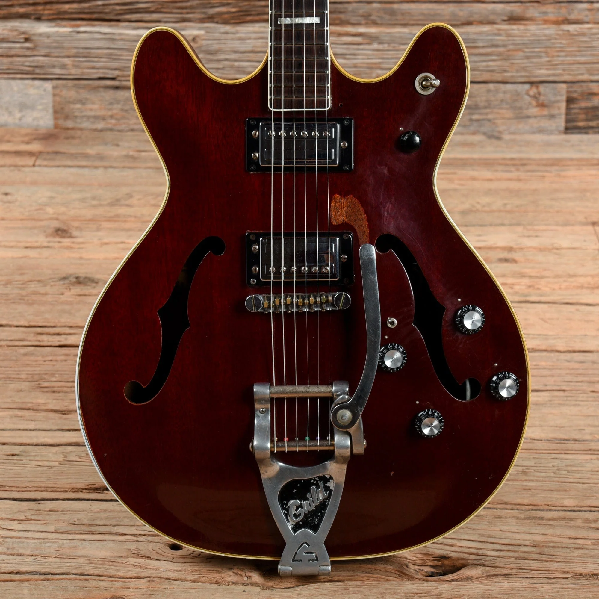Guild Starfire IV Cherry 1976