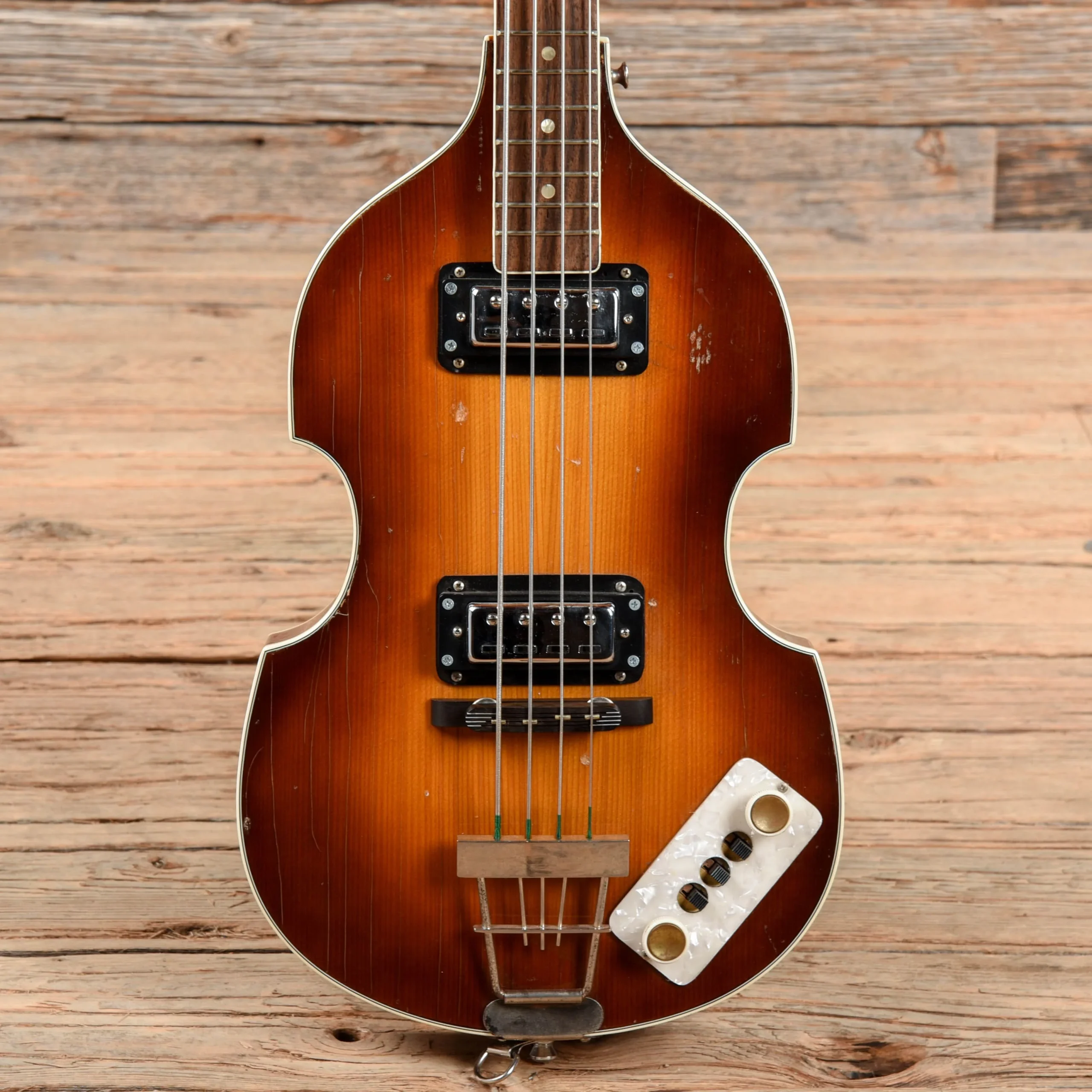hofner-bass-guitars-short-scale-hofner-500-1-sunburst-1960s-u3335185805-29080737611911.webp Hofner 500/1 Sunburst 1960s