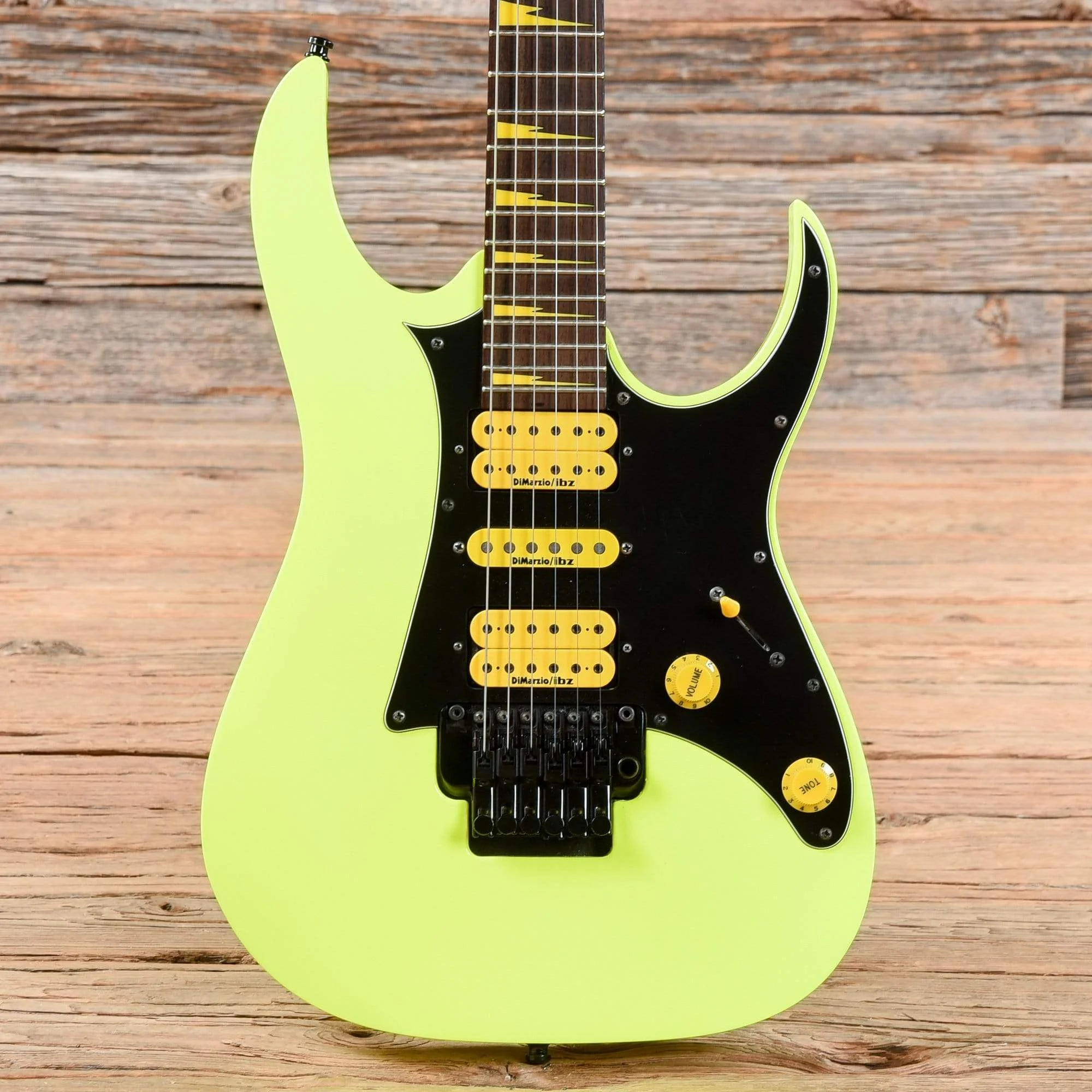 ibanez-electric-guitars-solid-body-ibanez-rg1xxv-25th-anniversary-premium-fluorescent-yellow-2012-u2833378002-17188788699271.webp Ibanez RG1XXV 25th Anniversary Premium Fluorescent Yellow 2012