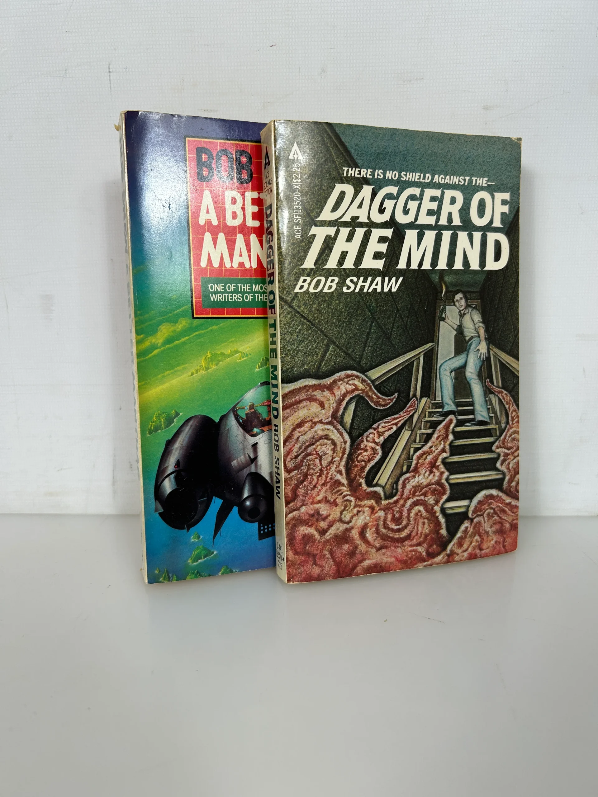 Lot of 2 Bob Shaw Sci-Fi paperbacks Dagger of the Mind/A Better Mantrap