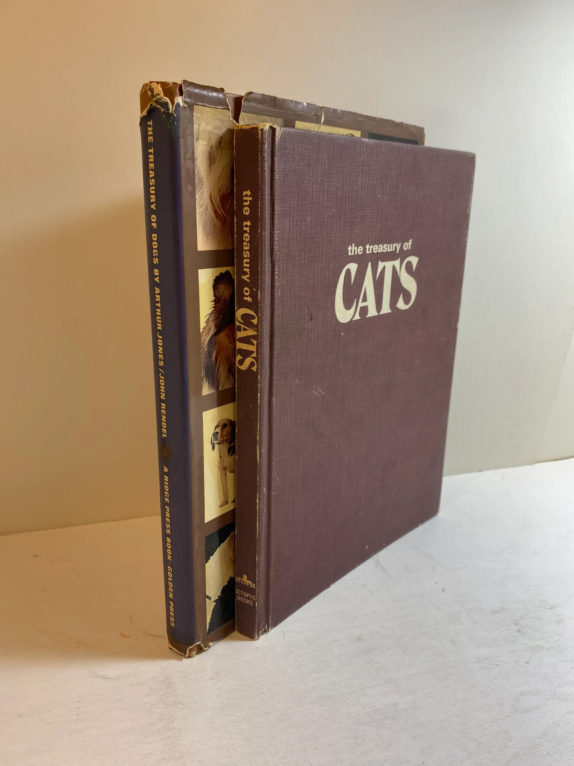 Lot of 2: The Treasury of Dogs/The Treasury of Cats 1964-72 Vintage HC