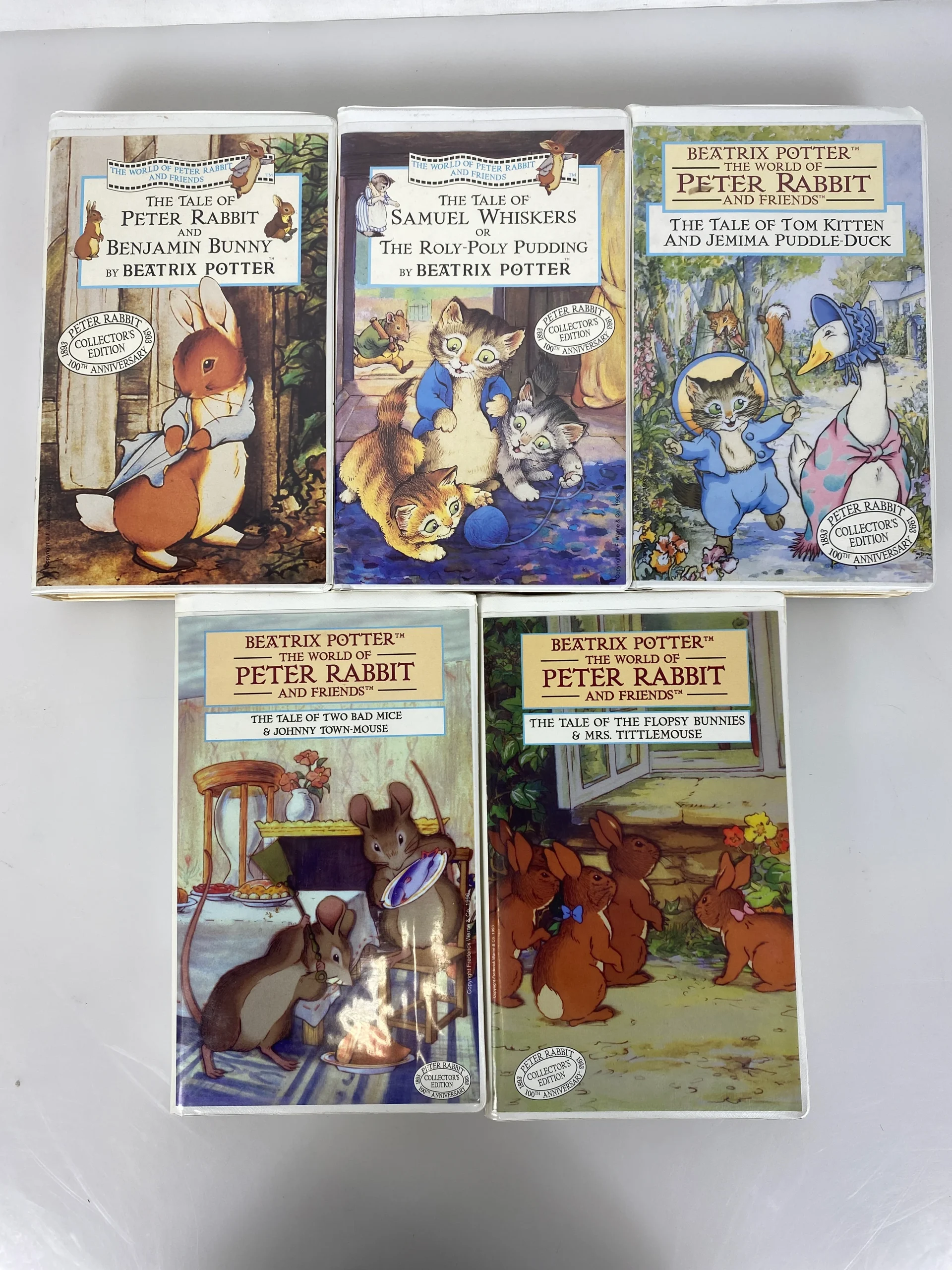 lot-of-5-beatrix-potter-peter-rabbit-vhs-clamshell-cases-1993-1996.webp Lot of 5 Beatrix Potter Peter Rabbit VHS clamshell cases 1993-1996