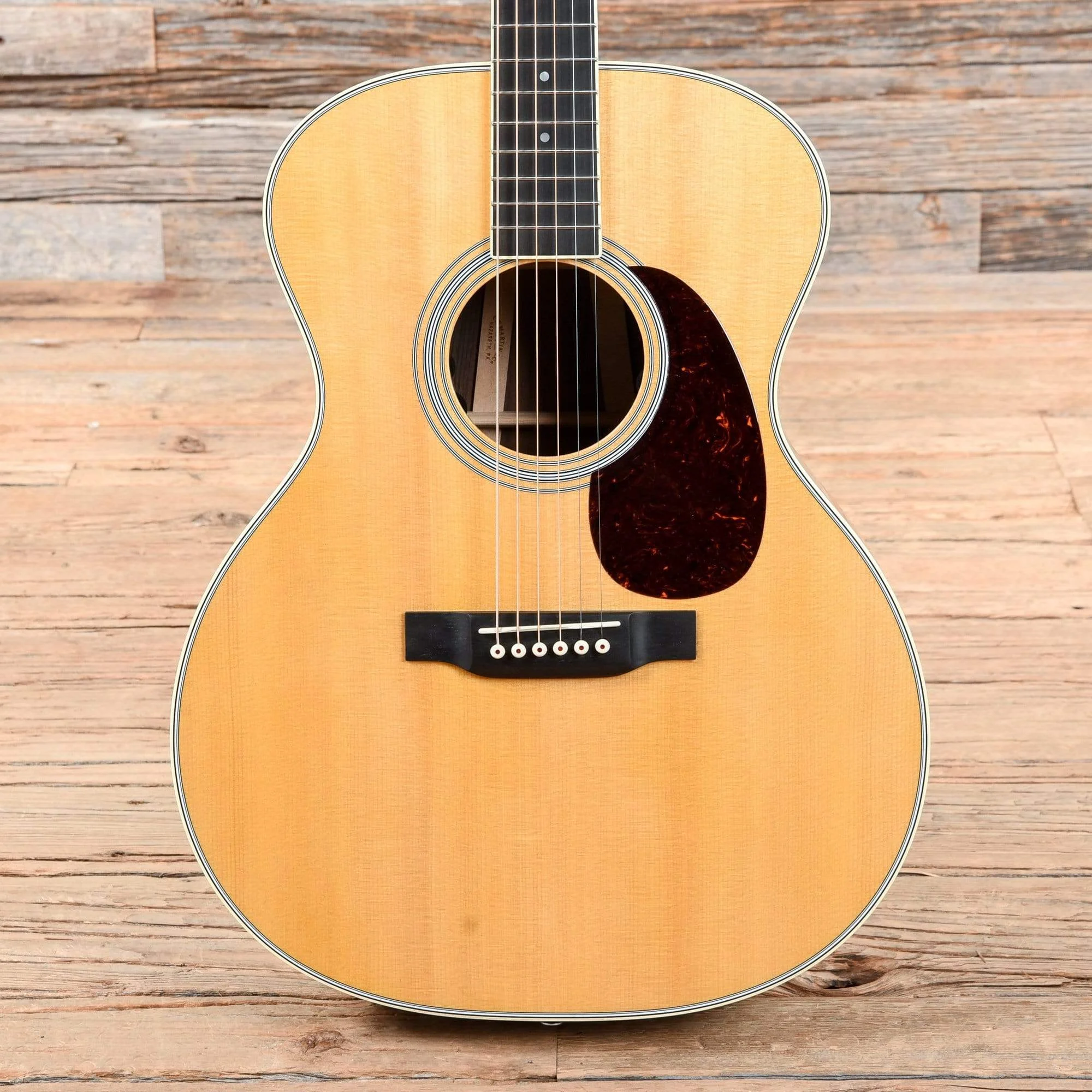 Martin GP-35E Natural w/Fishman Electronics