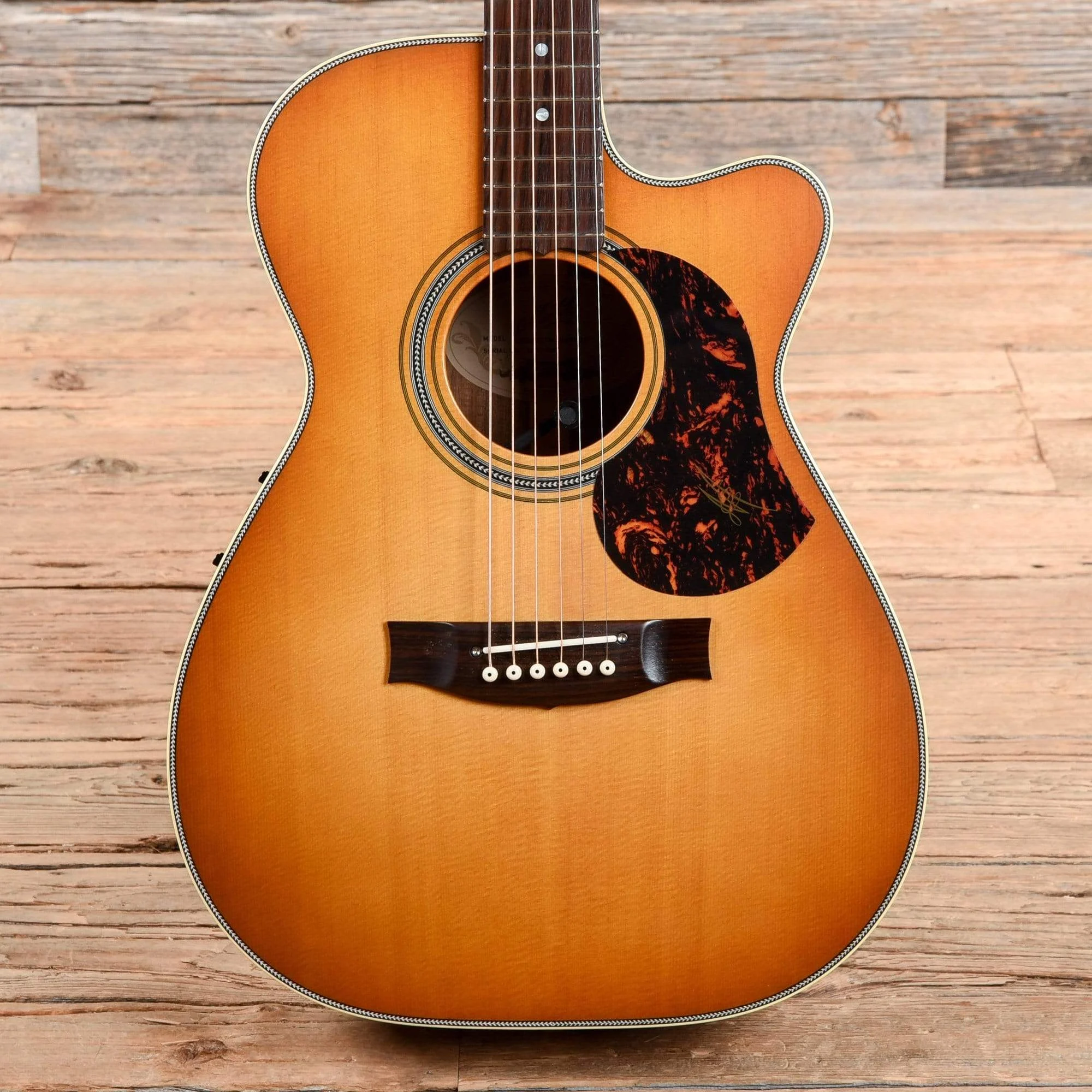 maton-acoustic-guitars-om-and-auditorium-maton-ebg808c-nashville-vintage-amber-burst-satin-u2989360001-17361033756807.webp Maton EBG808C Nashville Vintage Amber Burst Satin