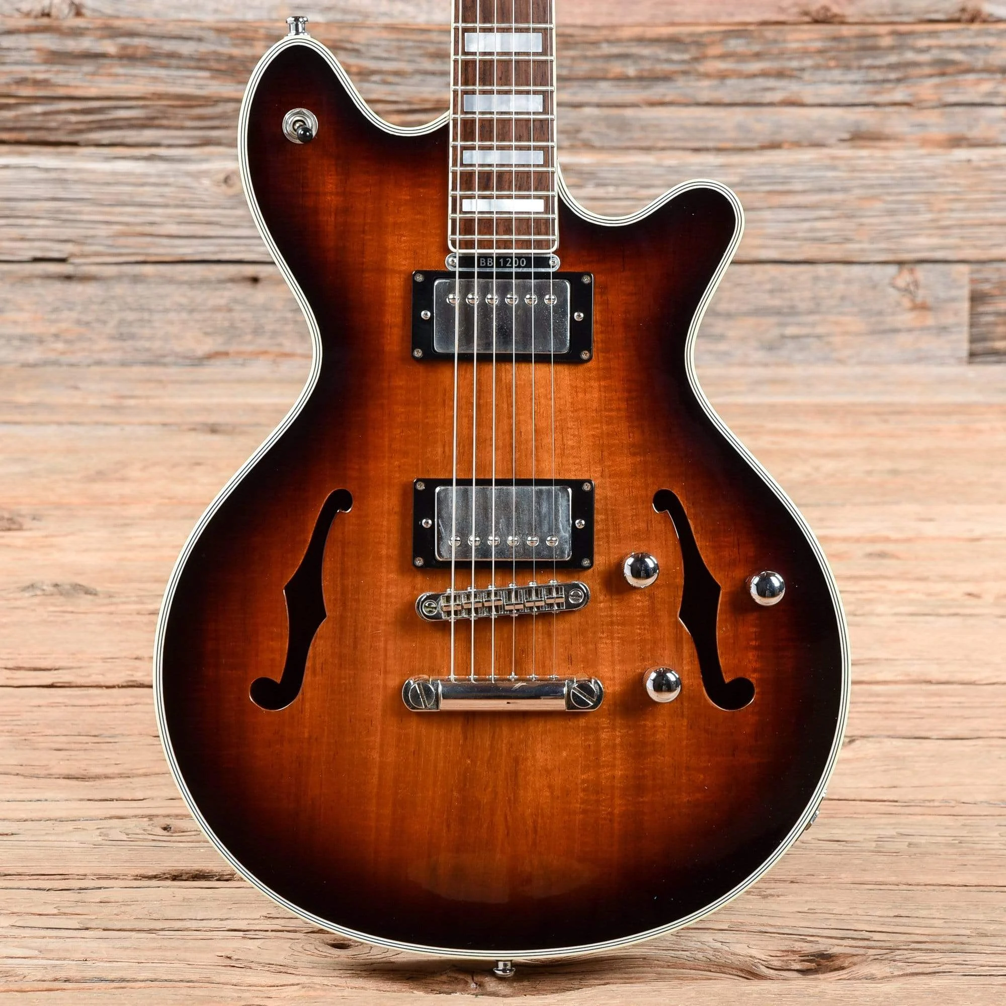 maton-electric-guitars-semi-hollow-maton-bb1200-sunburst-7768998-17517838598279.webp Maton BB1200 Sunburst