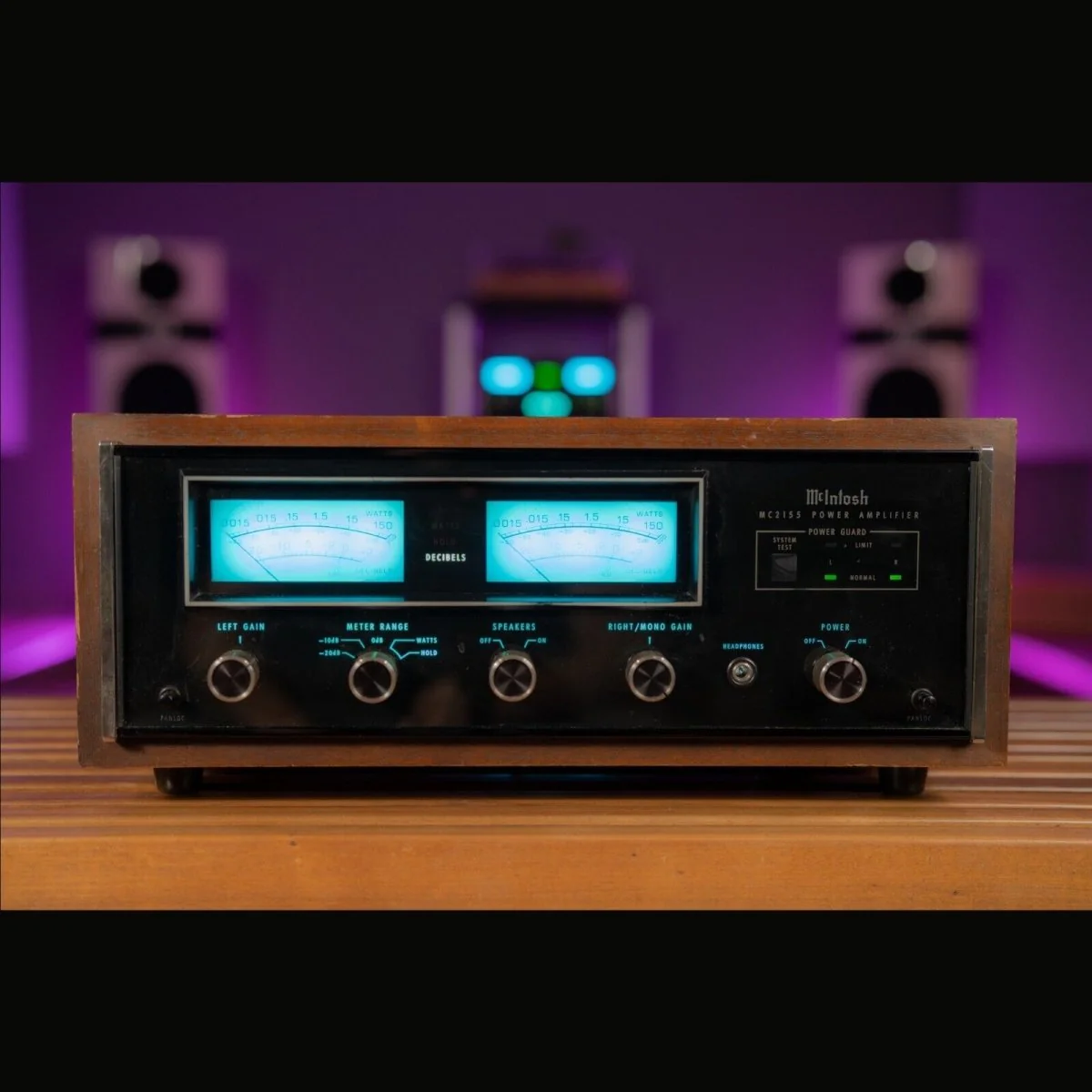 mcintosh-mc2155-power-amplifier-wcase-614713.webp McIntosh MC2155 Power Amplifier w/Case