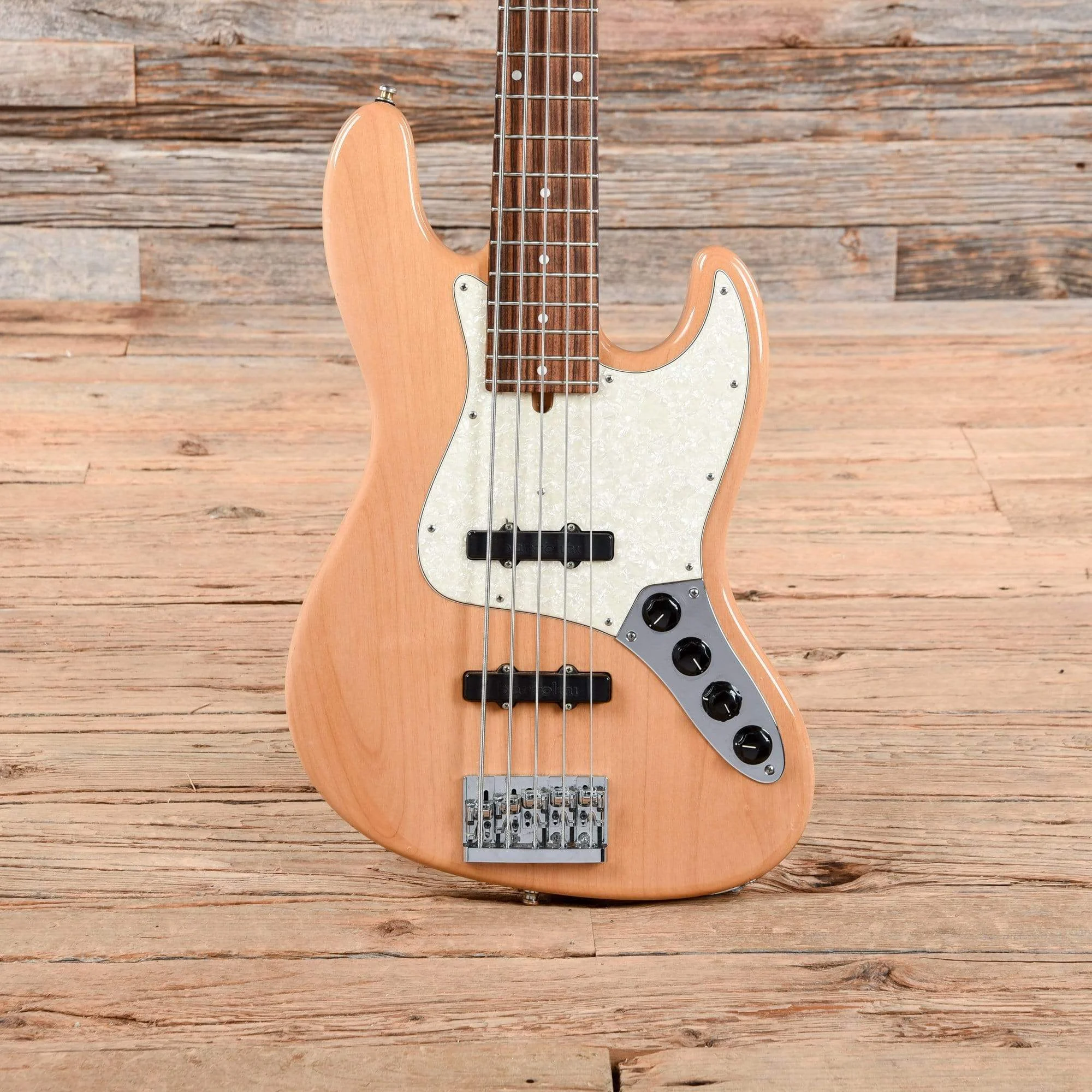 mike-lull-bass-guitars-5-string-or-more-mike-lull-mv5-natural-2000-u2811163001-28077737115783.webp Mike Lull MV5 Natural 2000
