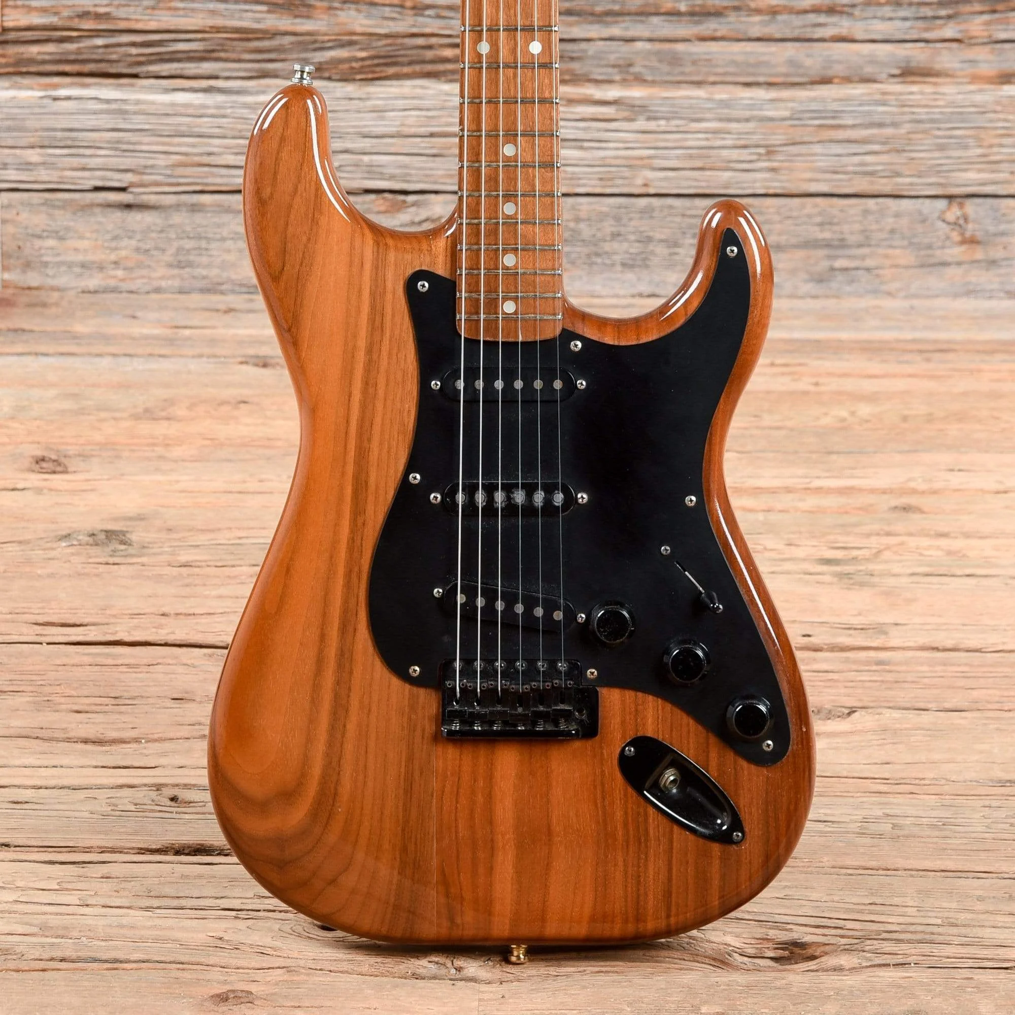 Miscellaneous S-Style Walnut 1970s