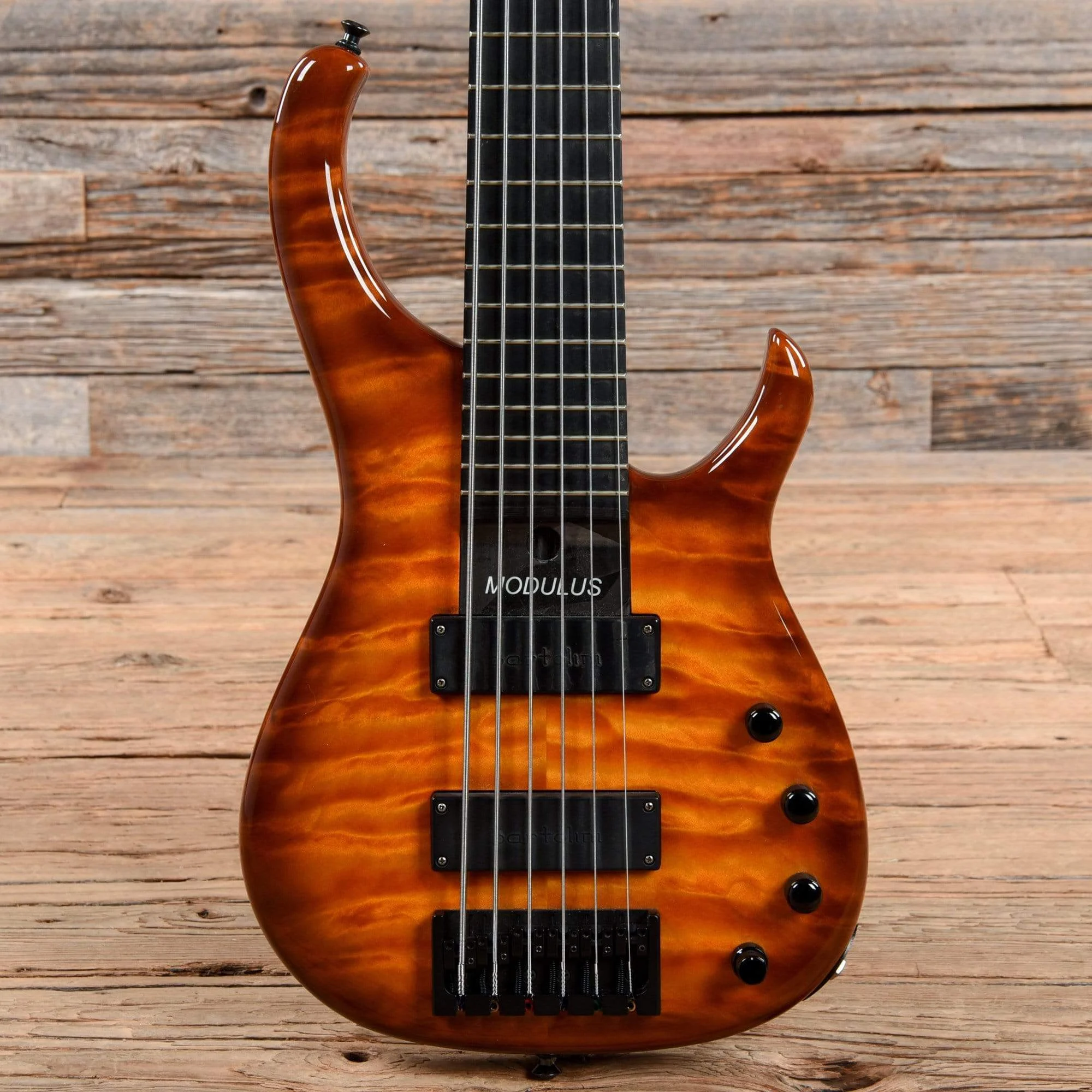 Modulus Q6 6-String Bass Quantum Sunburst 2011