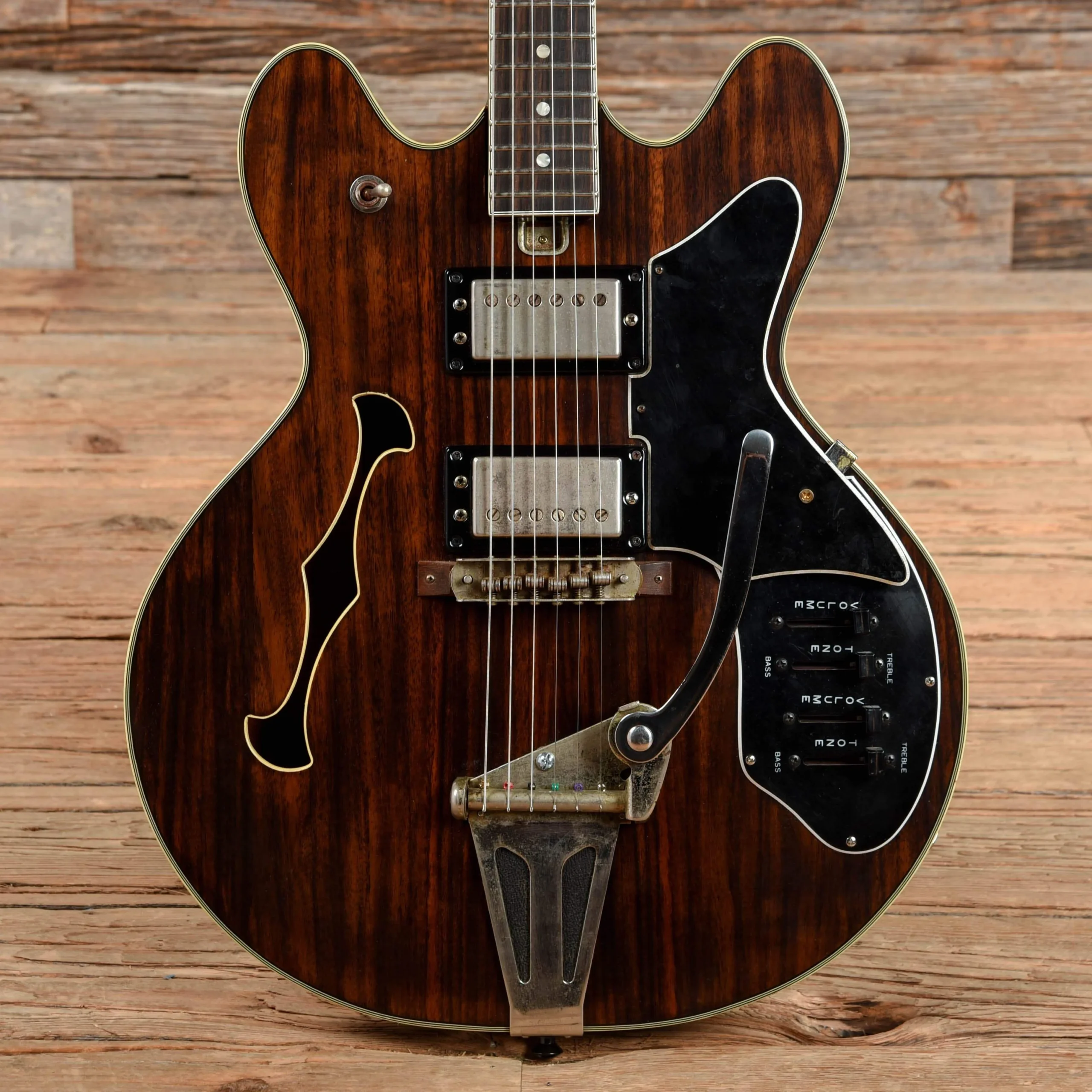 National EG-685 Walnut 1970s