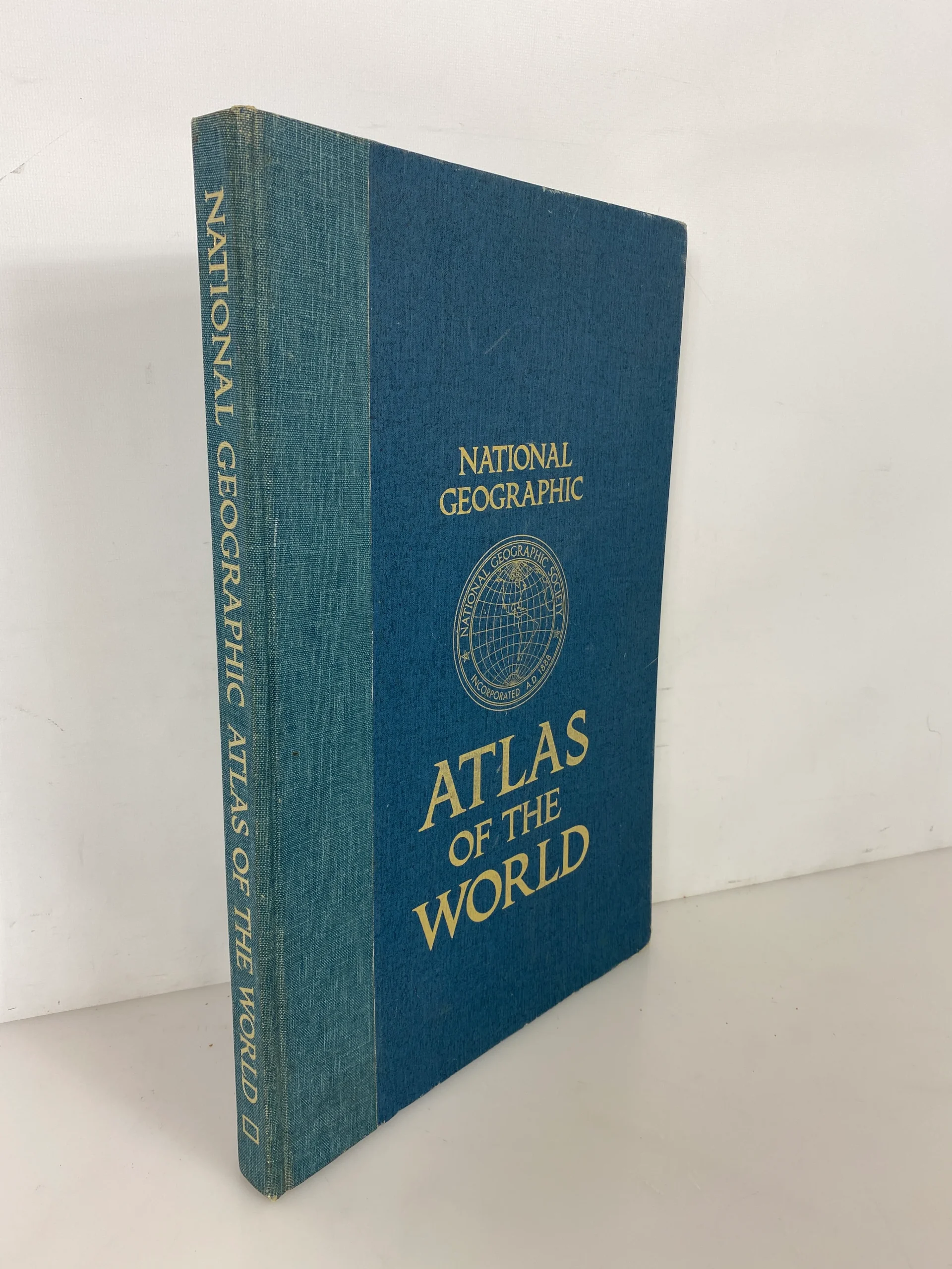 national-geographic-atlas-of-the-world-1981-vintage-hc.webp National Geographic Atlas of the World 1981 Vintage HC