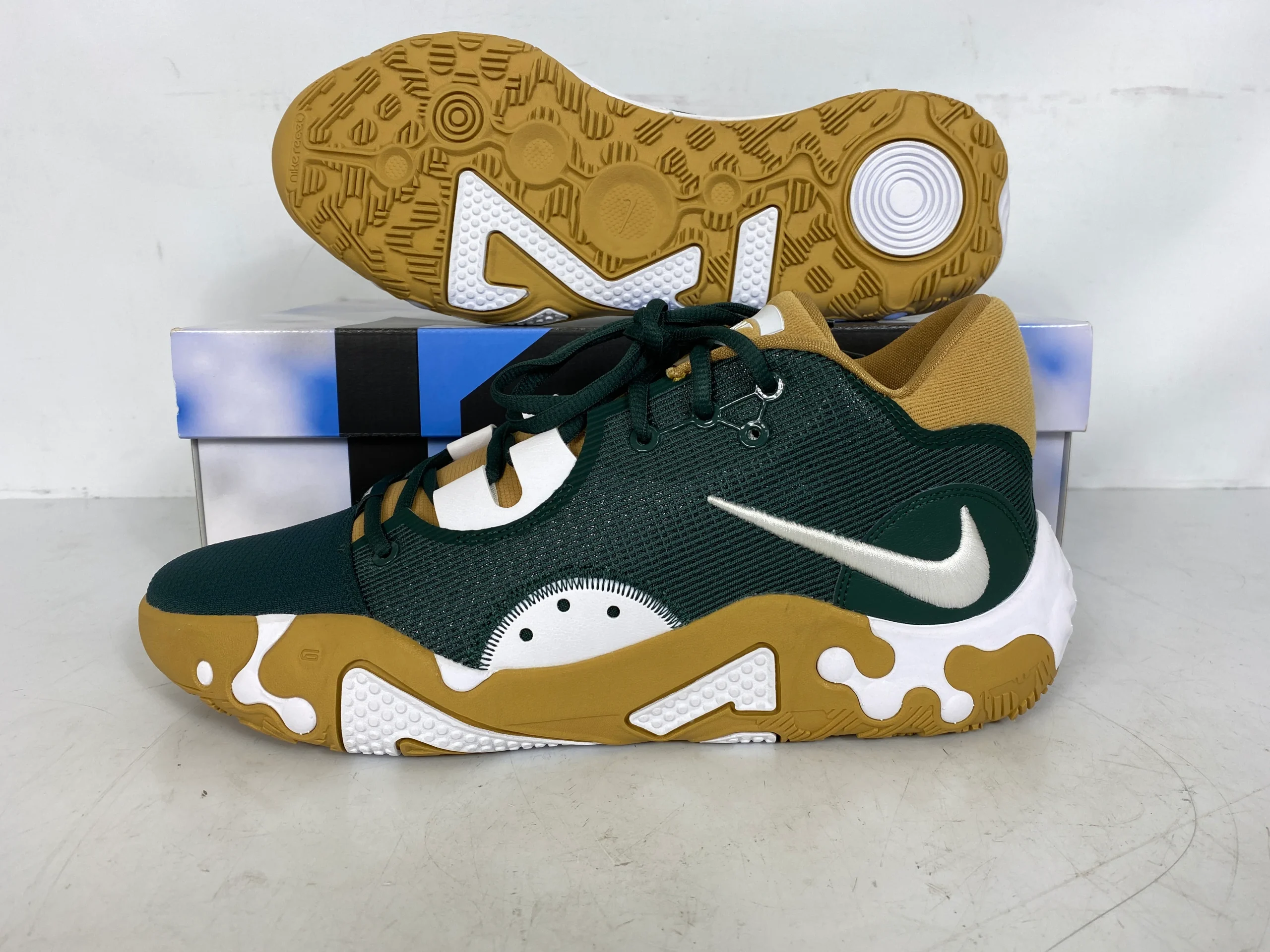 Nike Green PG6 Basketball Shoes Men's Size 7.5