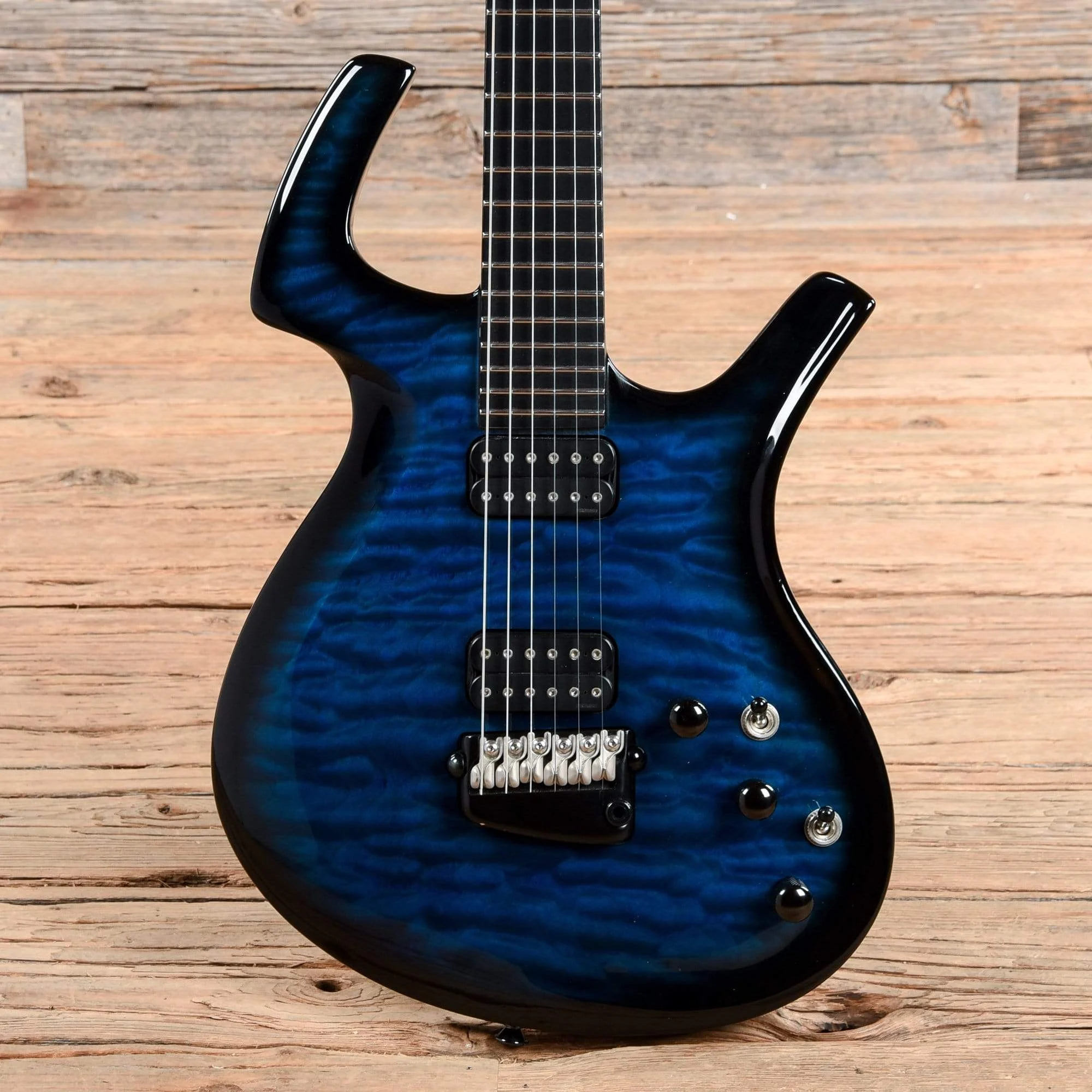 parker-electric-guitars-solid-body-parker-fly-deluxe-blue-burst-u2951699202-17451562303623.webp Parker Fly Deluxe Blue Burst