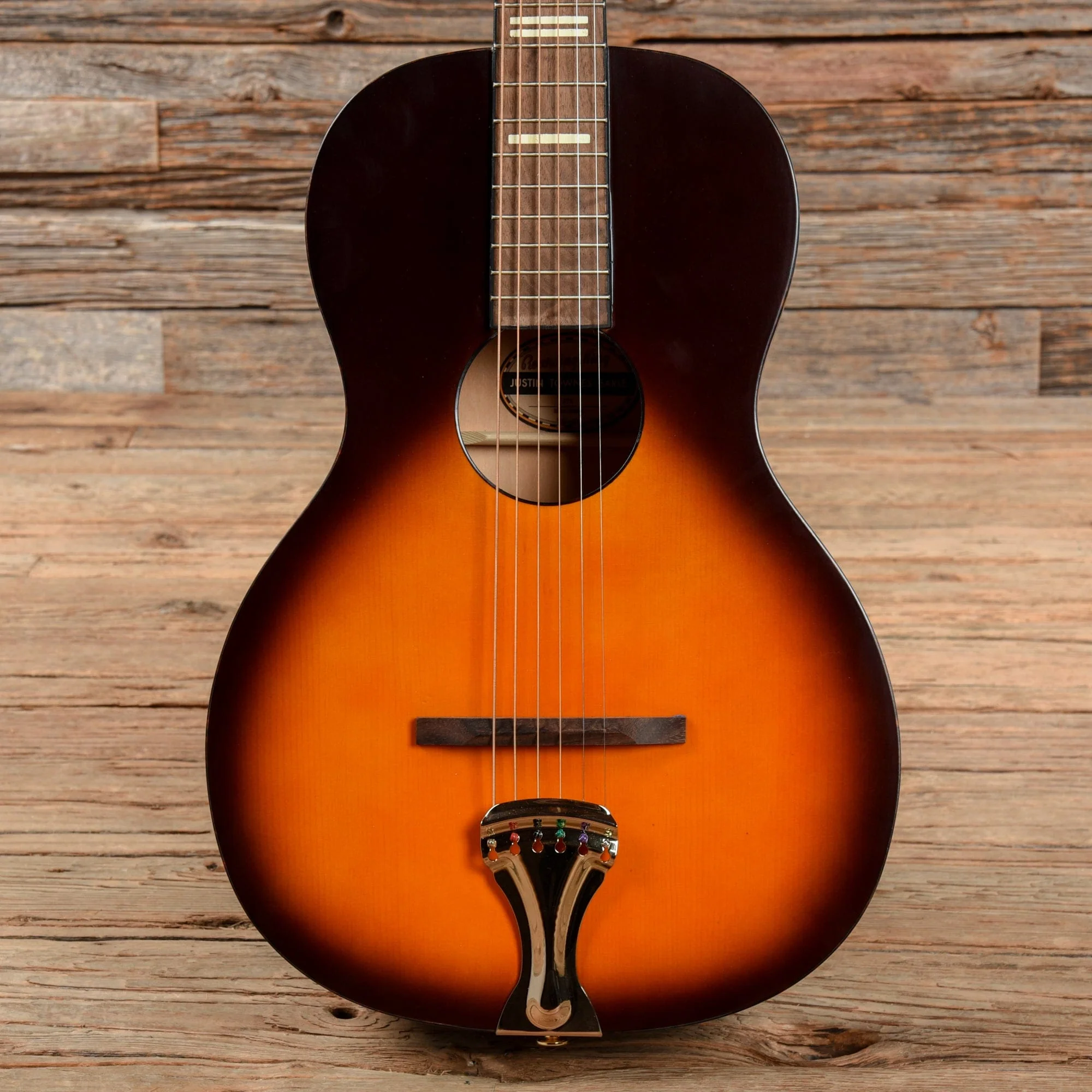 recording-king-acoustic-guitars-parlor-recording-king-justin-townes-earle-signature-guitar-satin-tobacco-sunburst-rps-jte-ts-u1-29010224644231.webp Recording King Justin Townes Earle Signature Guitar Satin Tobacco Sunburst