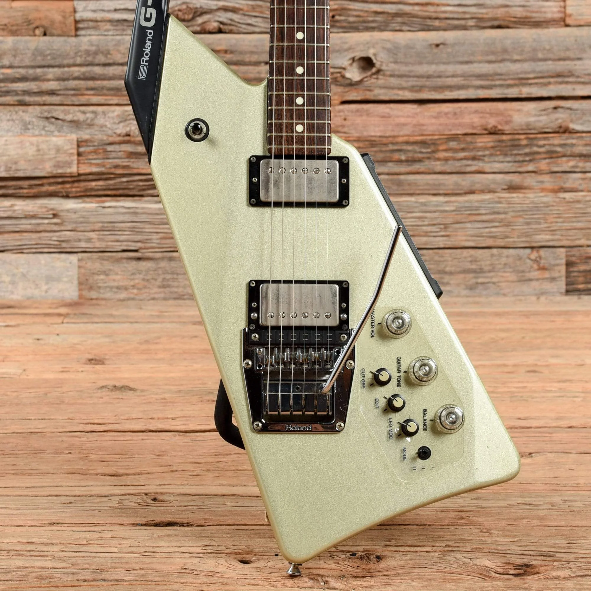 roland-electric-guitars-solid-body-roland-g-707-silver-1980s-u05252159-28402068488327.webp Roland G-707 Silver 1980s
