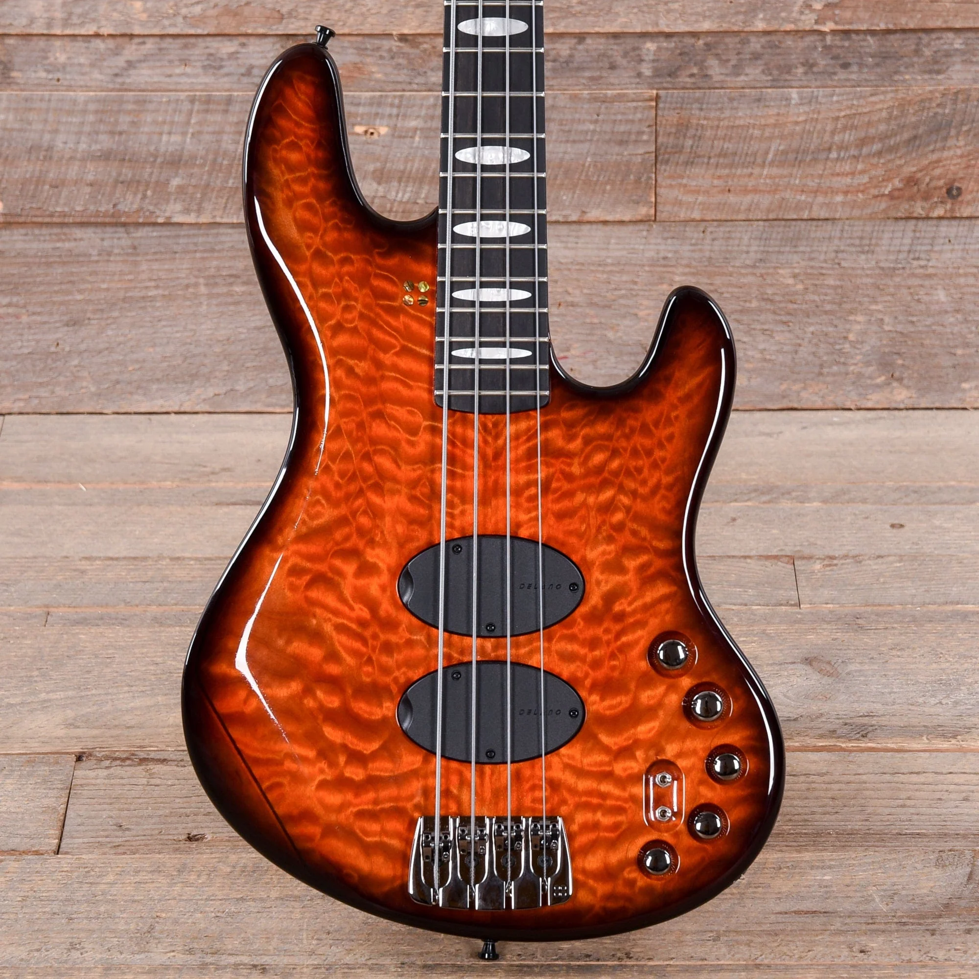 sandberg-bass-guitars-4-string-sandberg-california-supreme-quilted-maple-honeyburst-w-matching-headstock-calsup4-hb-37502-u-28863759351943.webp Sandberg California Supreme Quilted Maple Honeyburst w/Matching Headstock