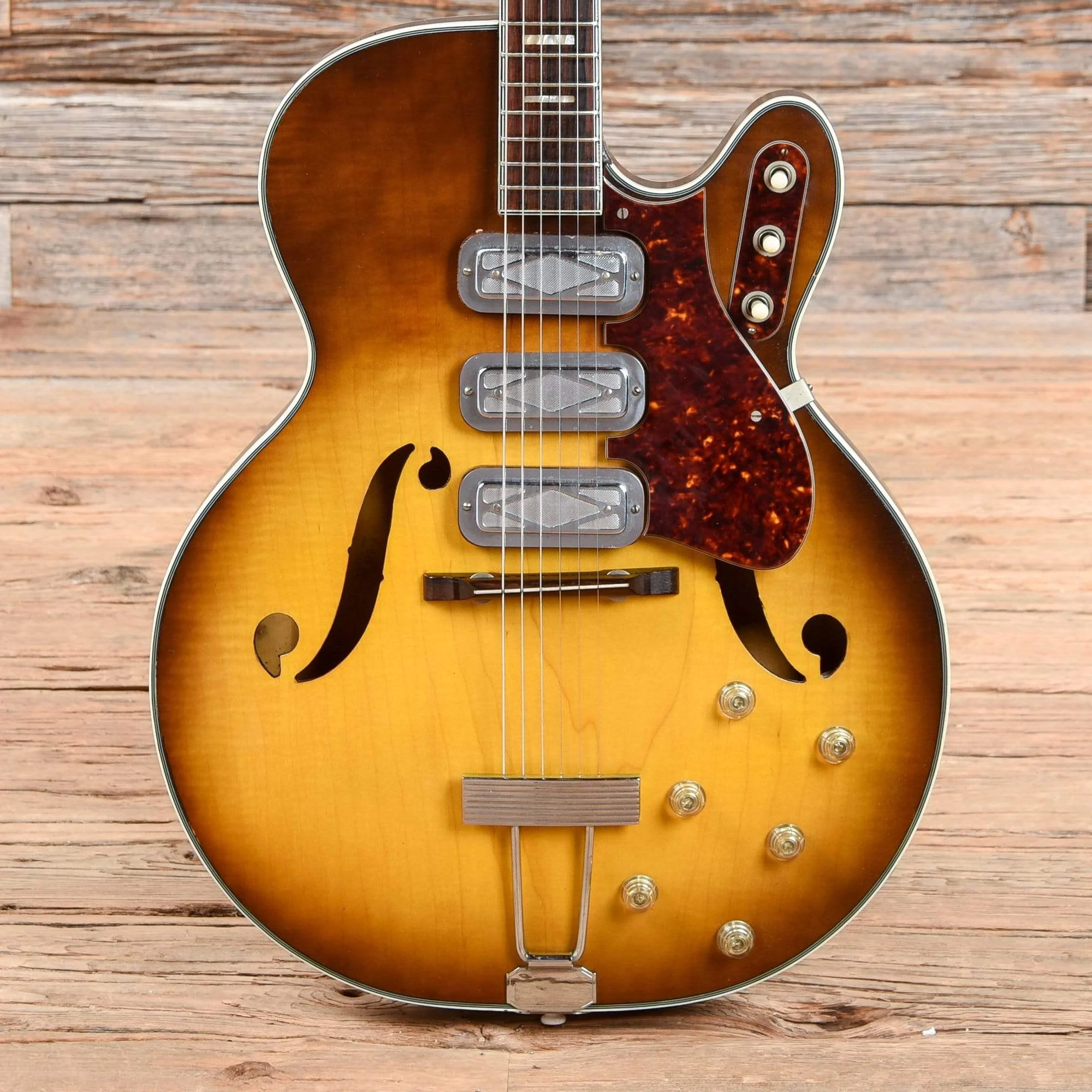 Silvertone 1429 Sunburst 1960