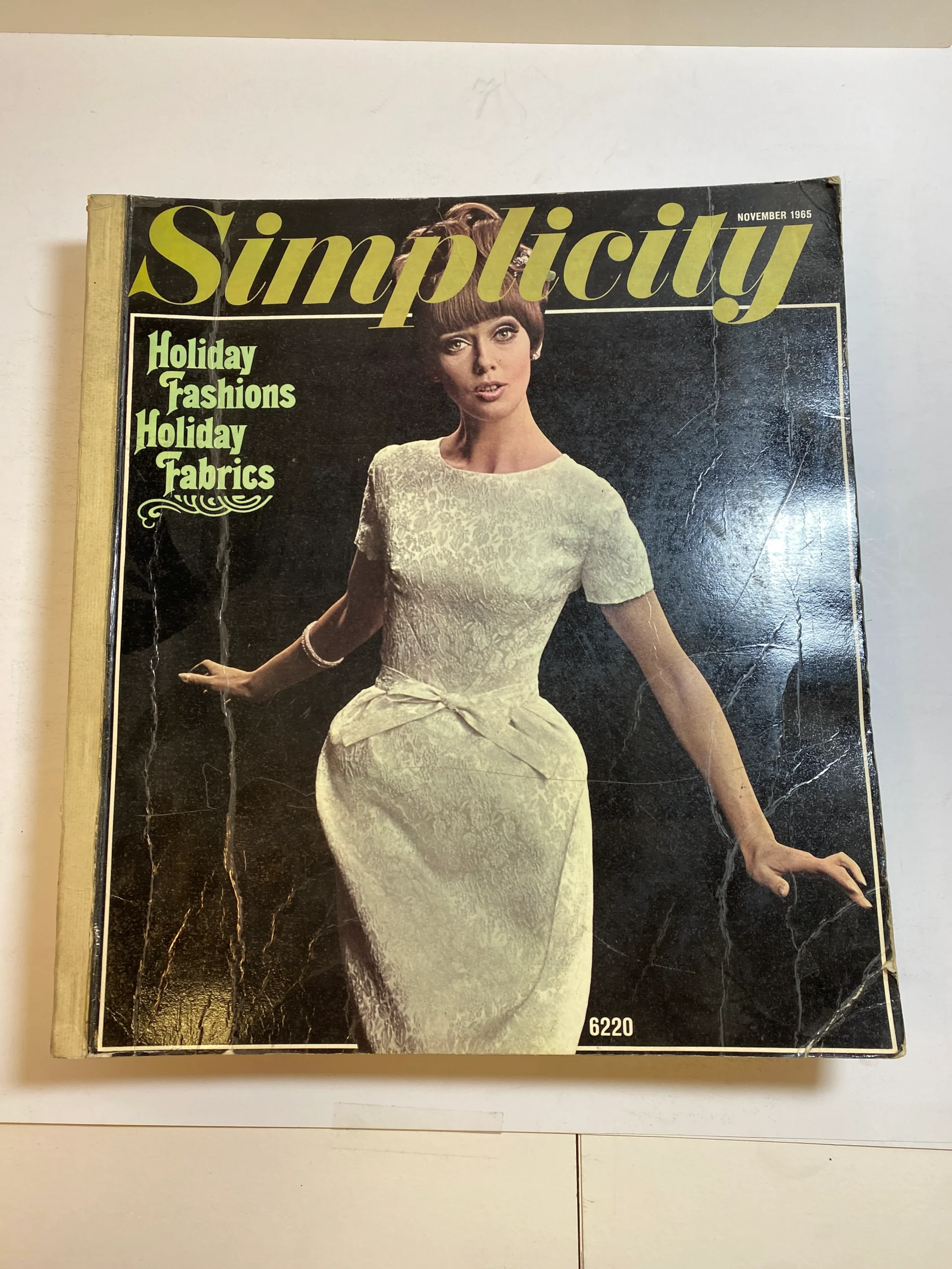 Simplicity November 1965 Holiday Counter Catalog Book
