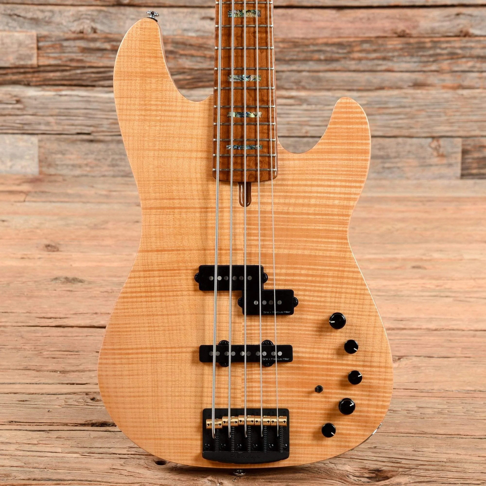 sire-bass-guitars-5-string-or-more-sire-marcus-miller-p10-alder-5-string-2nd-gen-natural-2020-u3434609701-28505203638407.webp Sire Marcus Miller P10 Alder 5-String (2nd Gen) Natural 2020