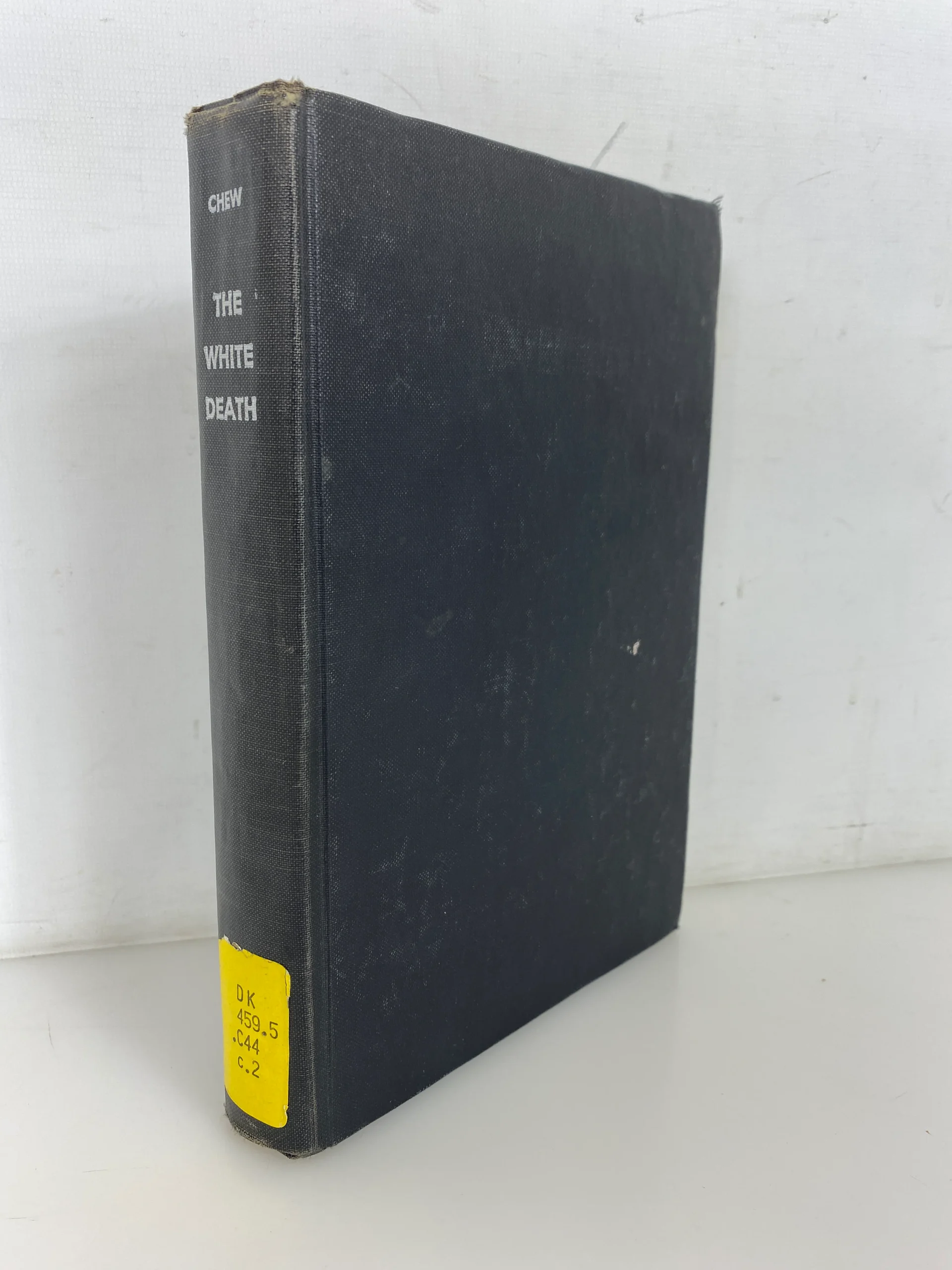 The White Death: the Soviet Finnish Winter War by Allen Chew 1971 Ex-Library HC