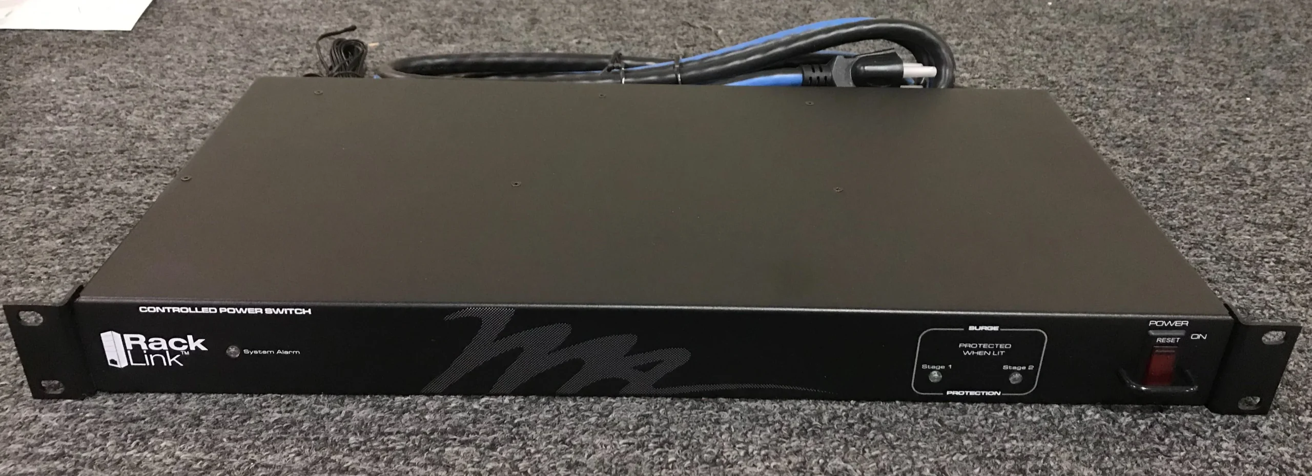 top_469e5dfc-d62c-4eab-87c9-8c65b437d6c4.webp Middle Atlantic Remote Control AC Power Strip, RLNK-SW620R