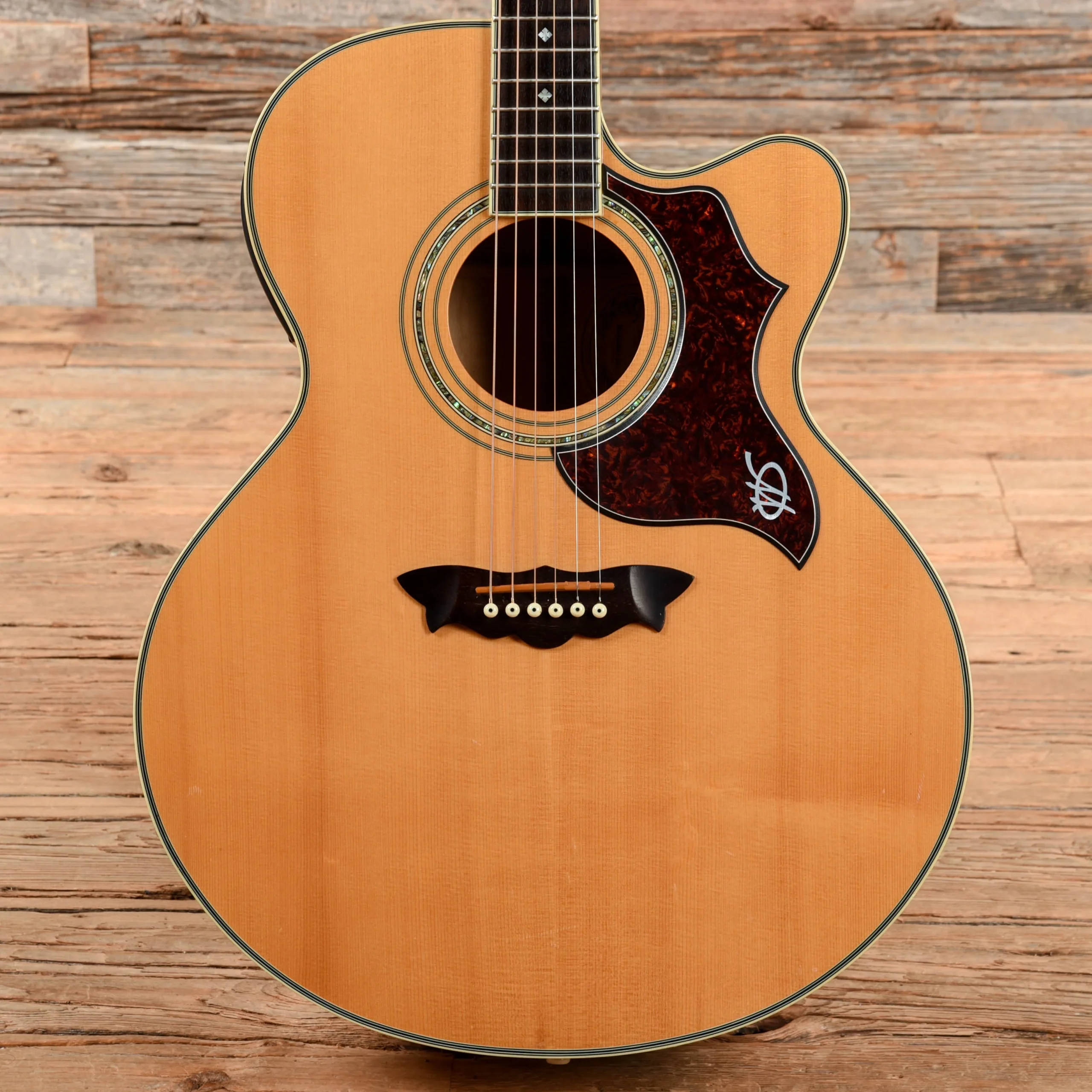 Washburn Cumberland J-28SCE Natural 2001