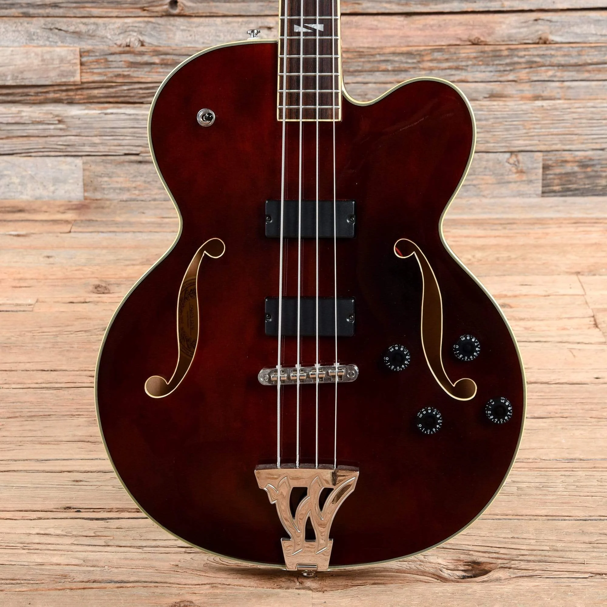washburn-bass-guitars-4-string-washburn-ab-90-walnut-u2817617701-17186847916167.webp Washburn AB-90 Walnut