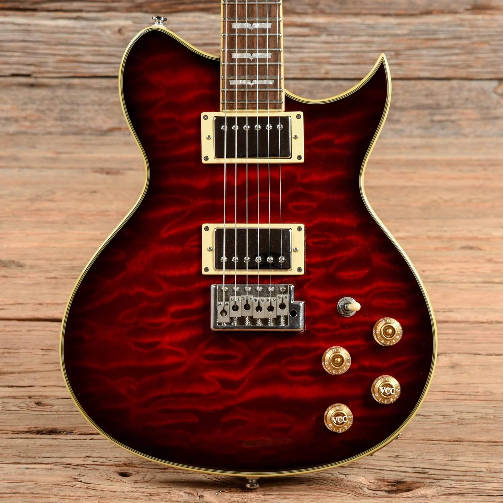 Washburn WI-66V Transparent Red Burst